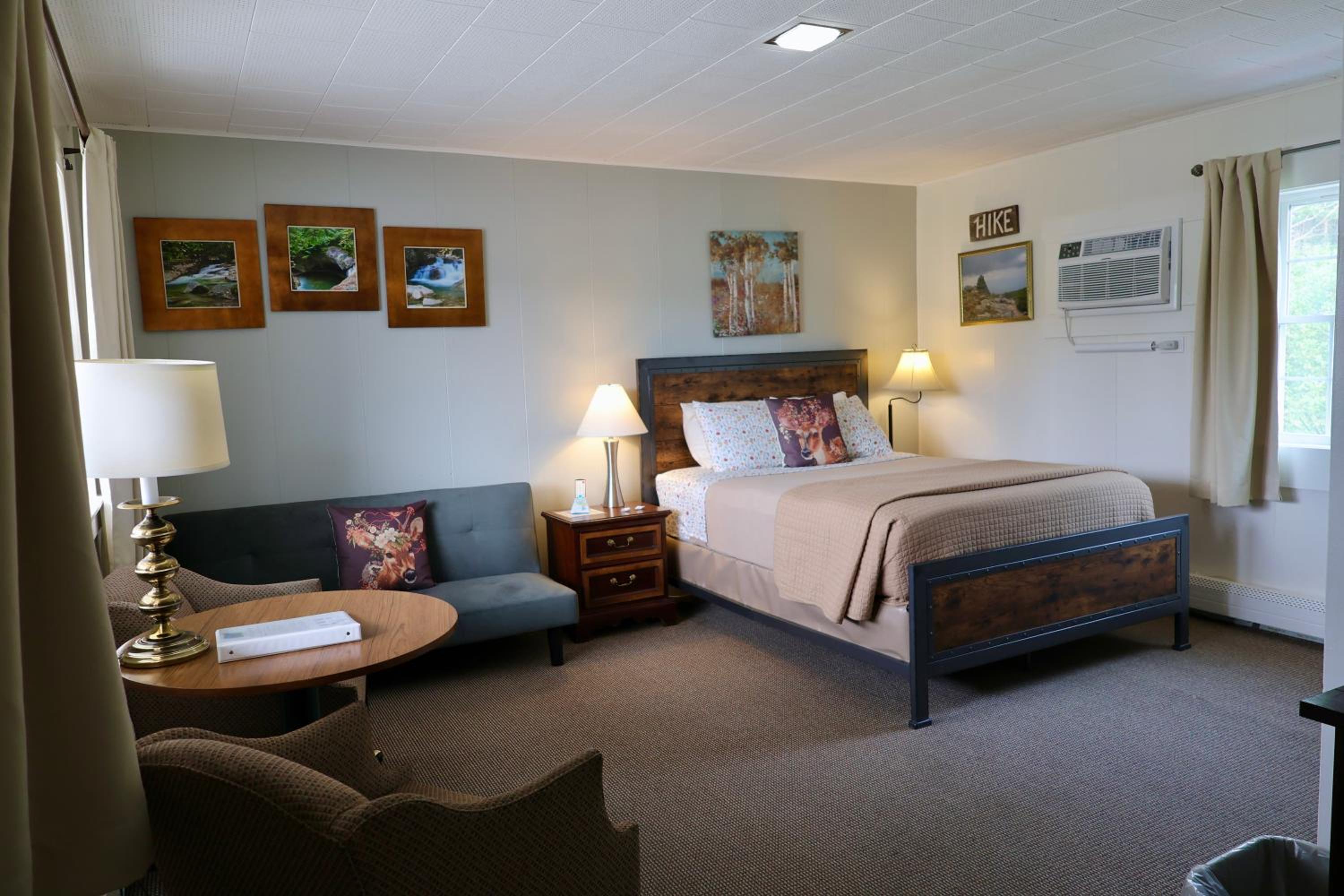 Standard Queen Room photo 1
