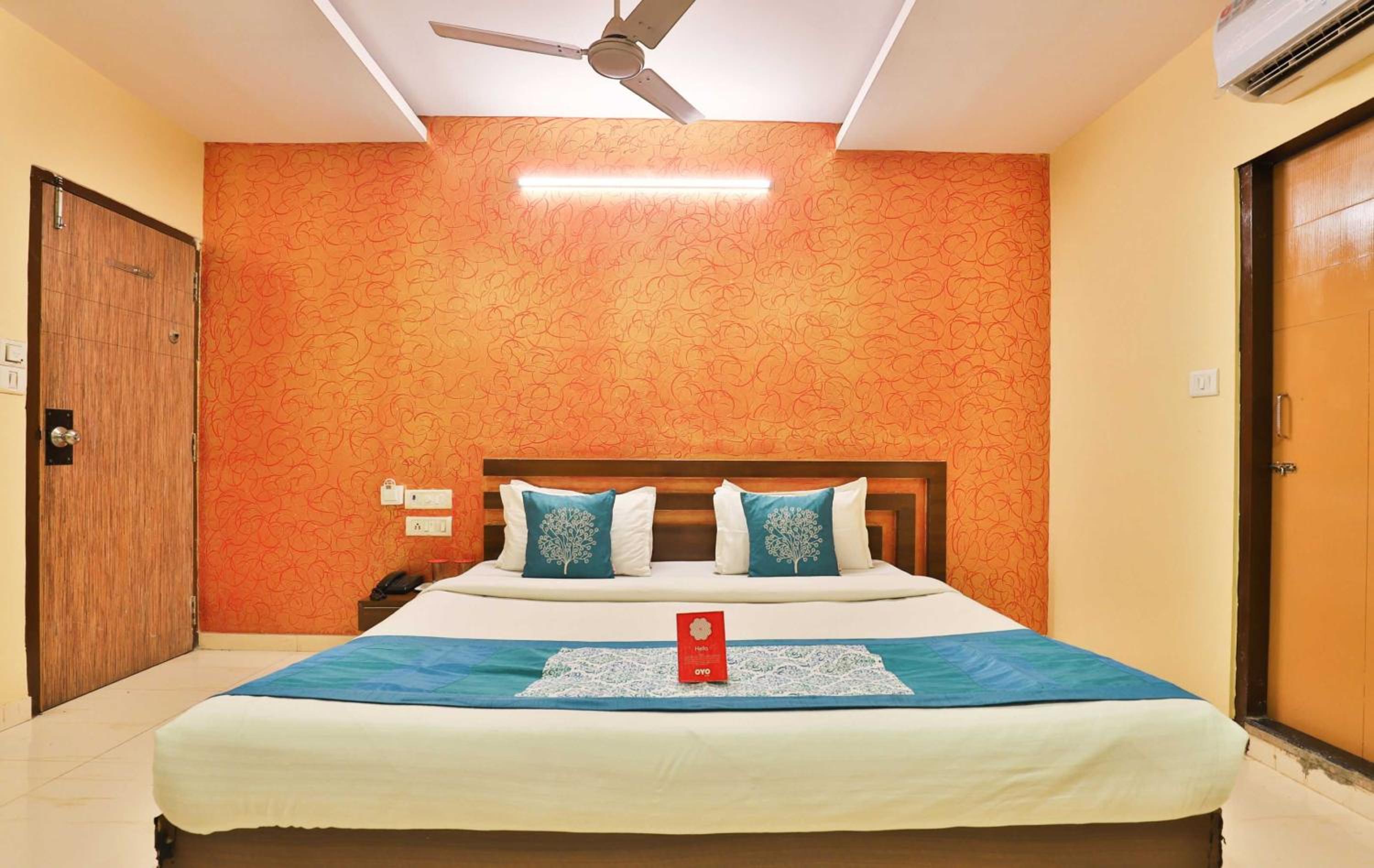 Standard Double Room - Photo 29