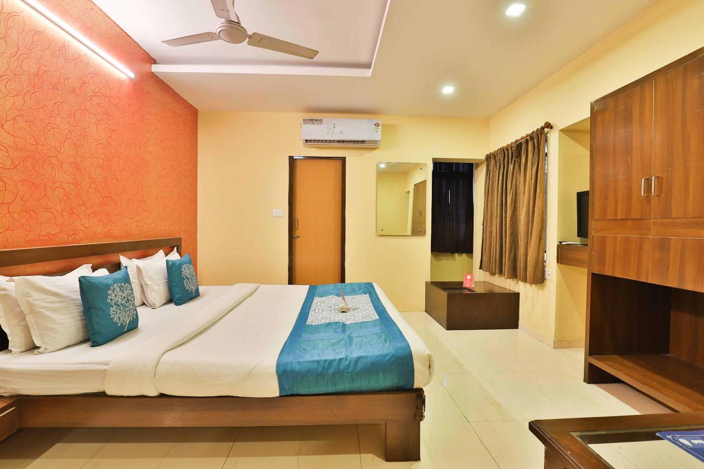 Standard Double Room - Photo 55