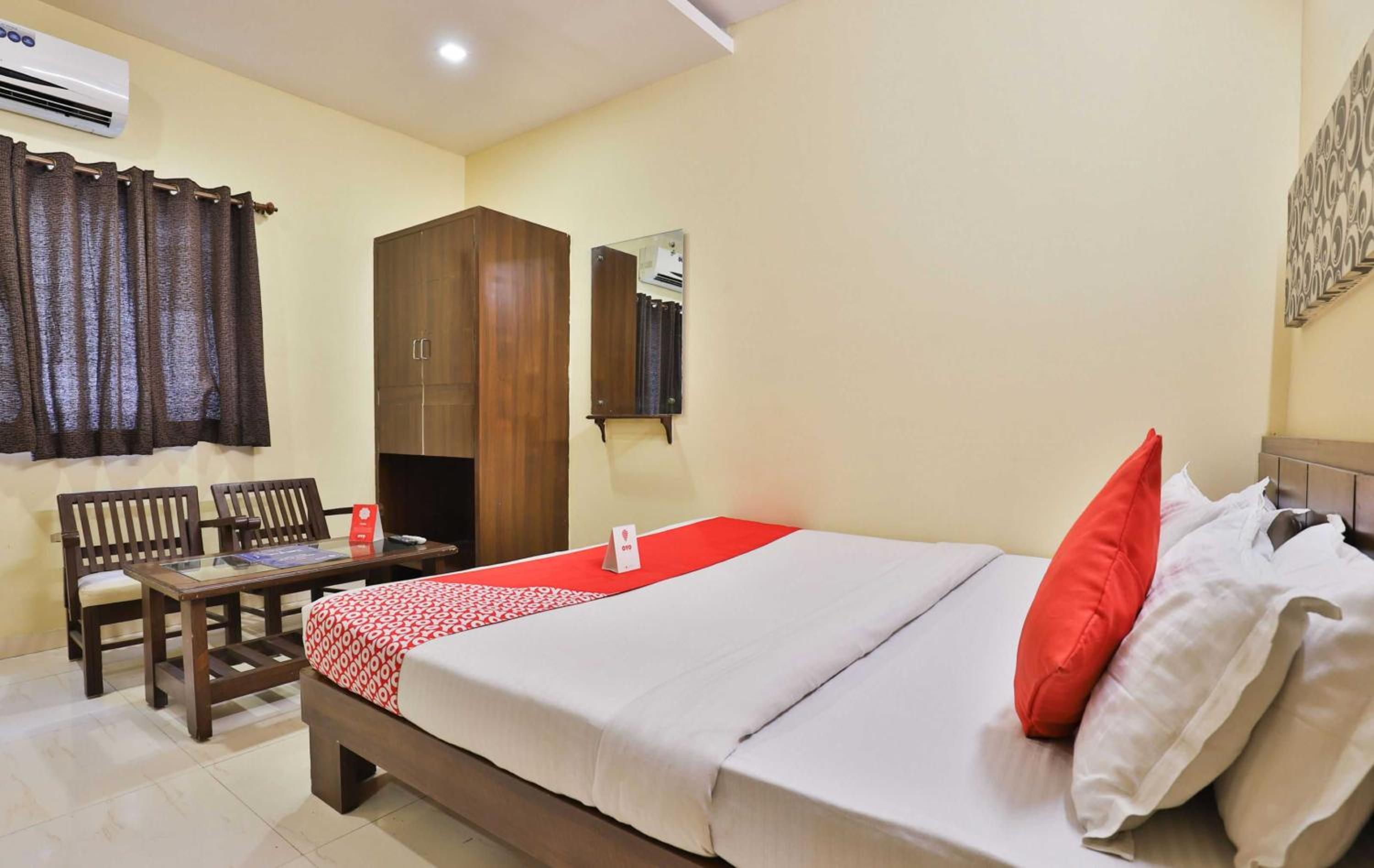 Standard Double Room - Photo 35