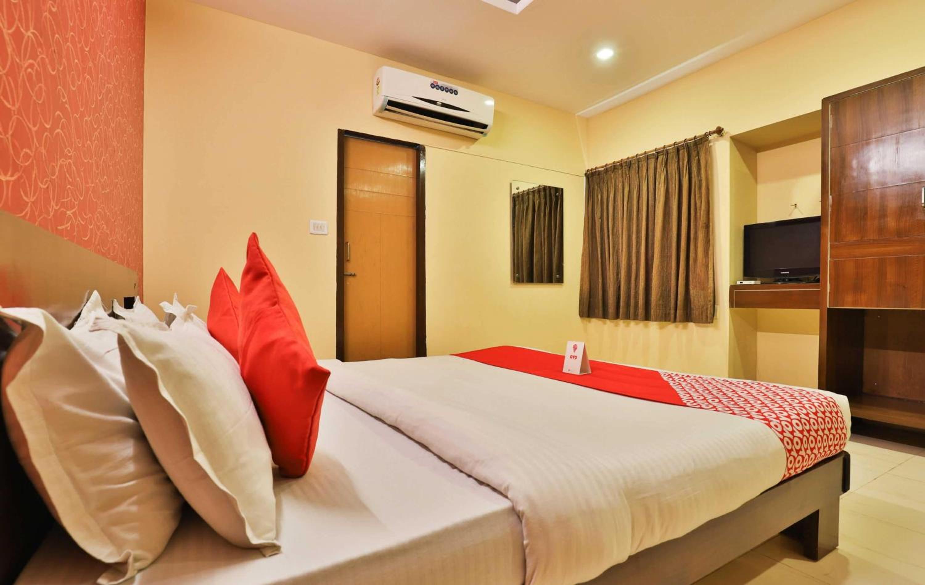 Standard Double Room - Photo 30