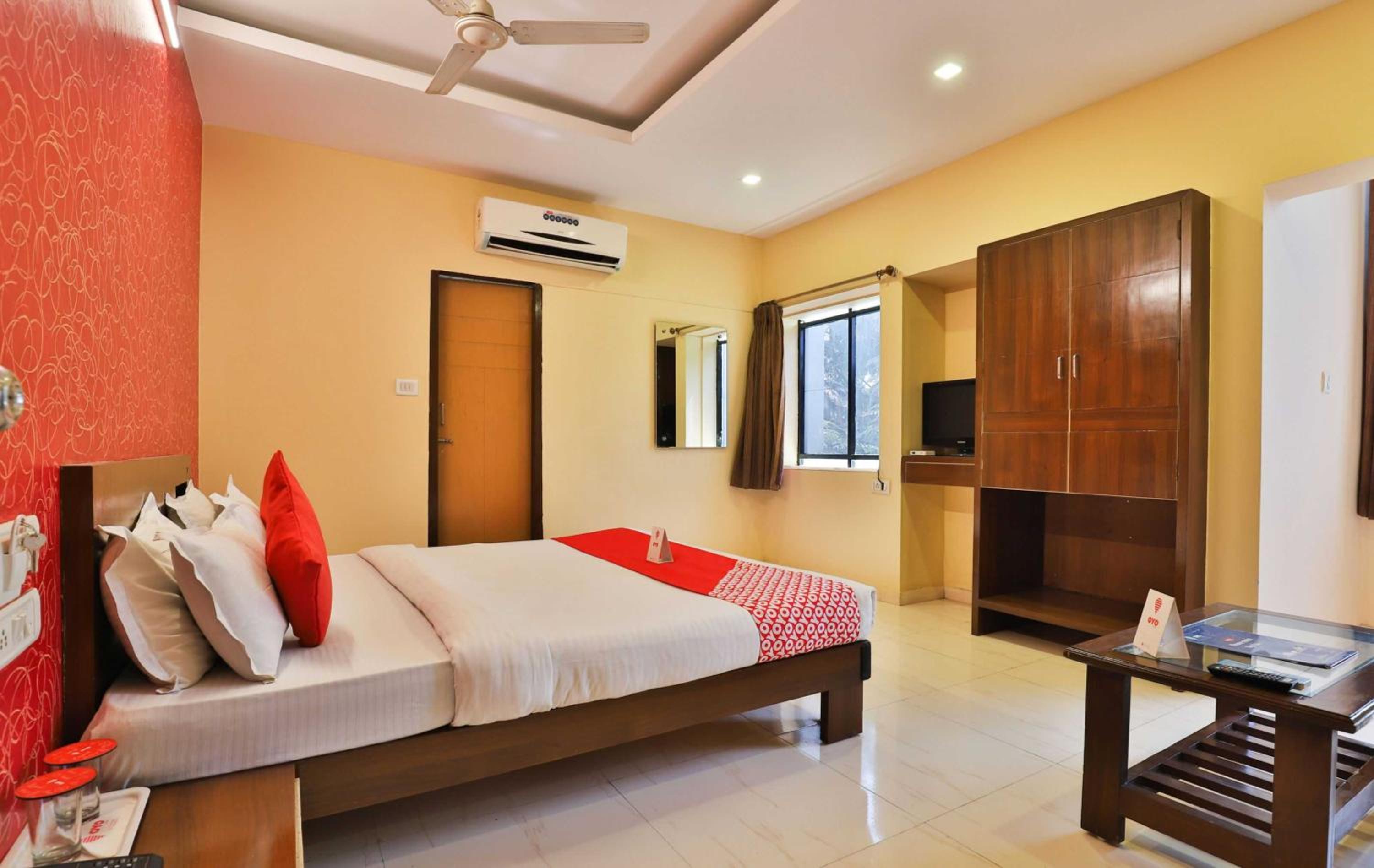 Standard Double Room - Photo 42