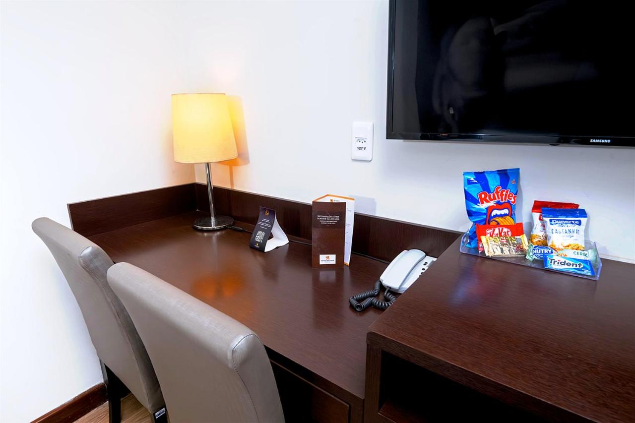 Standard Double Room - Photo 8