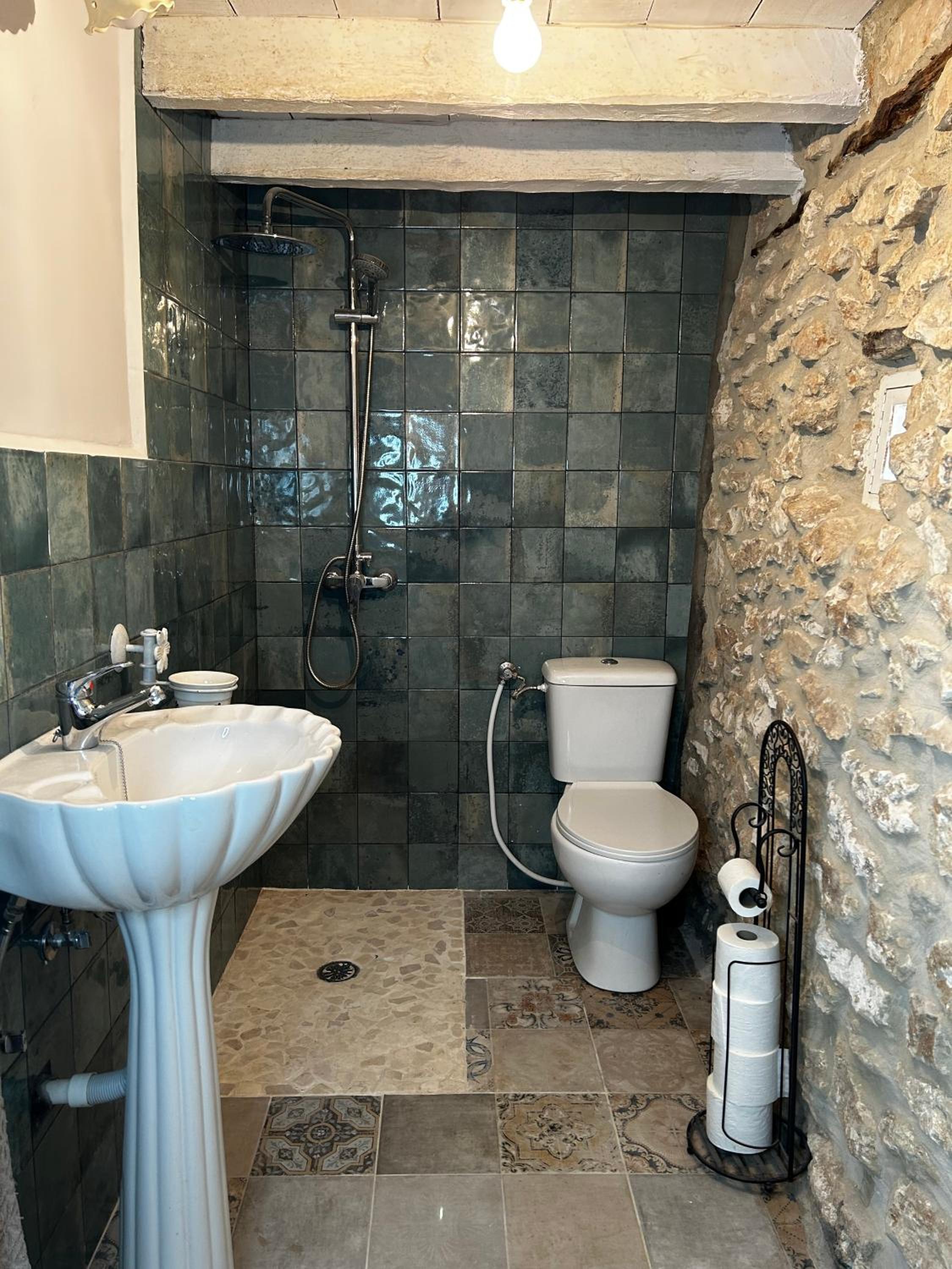 Double Room with Shared Bathroom photo 3