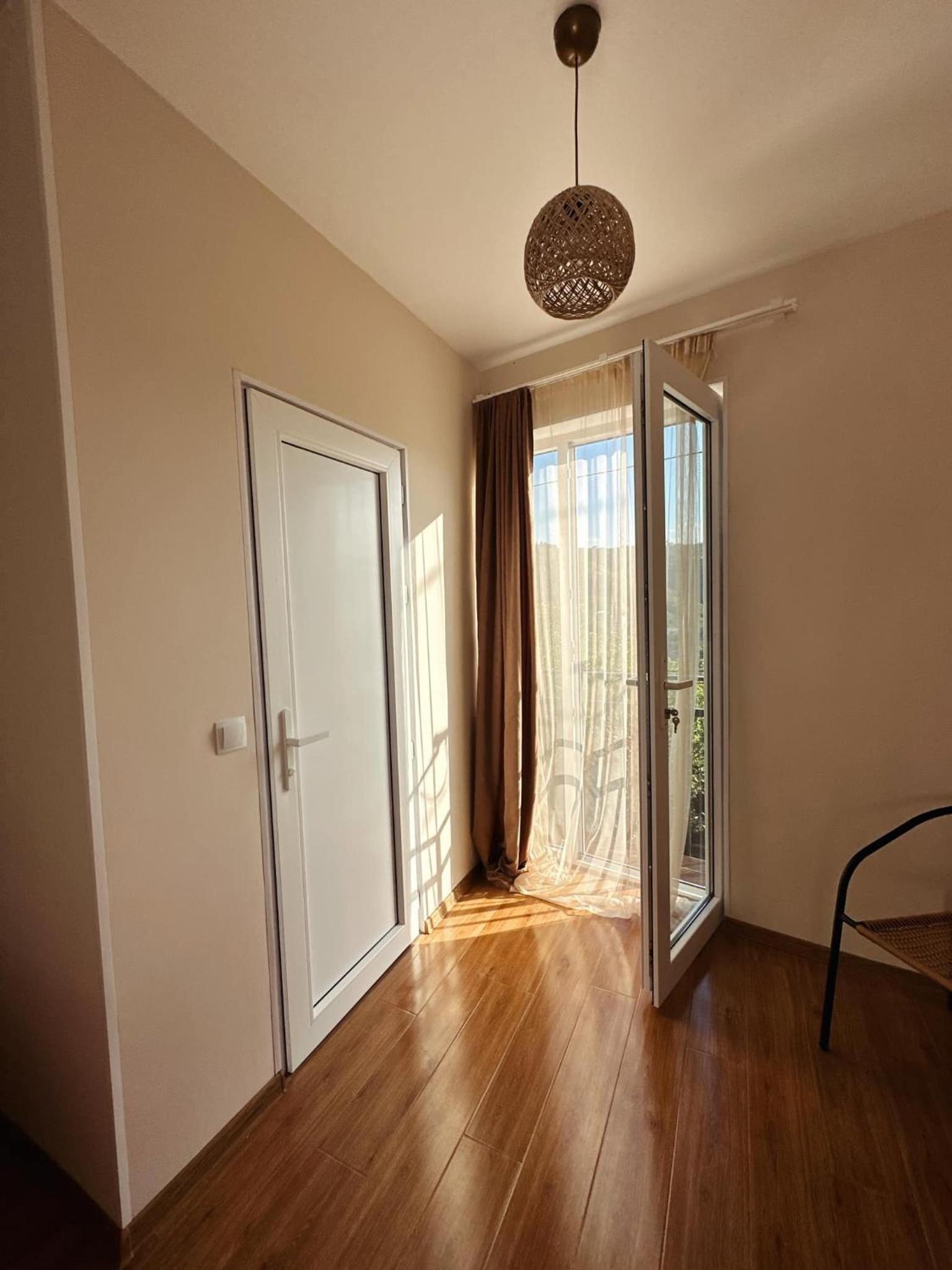 Large Double Room photo 2