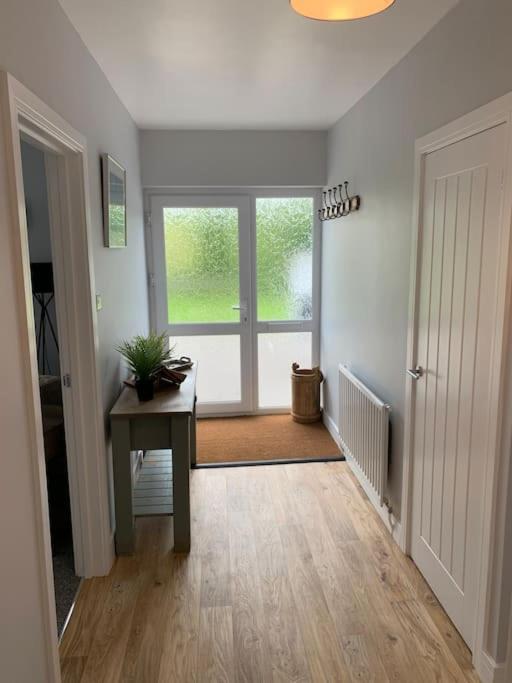 Three-Bedroom House photo 3