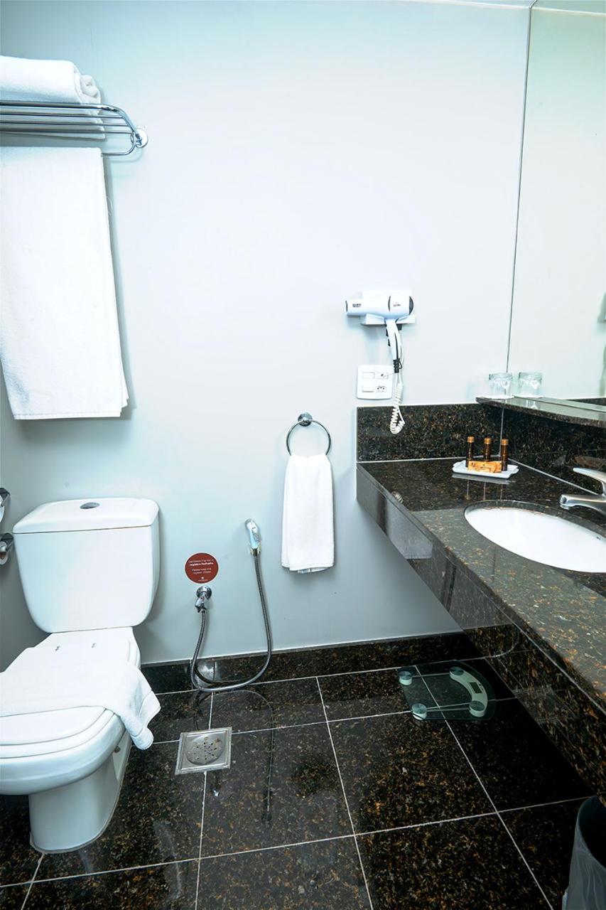 Standard Twin Room - Photo 4