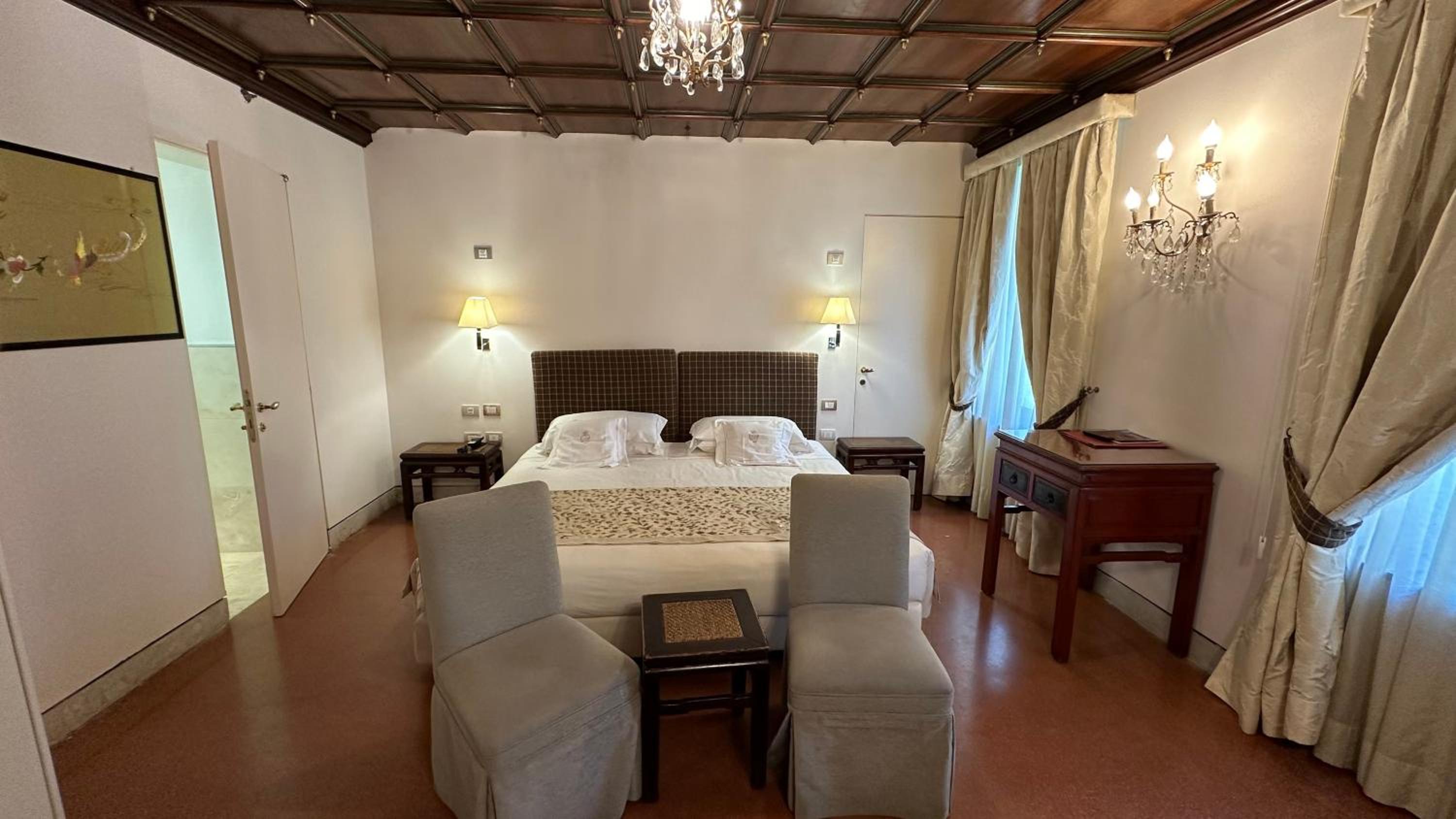 Classic Double or Twin Room - Ground Floor photo 3