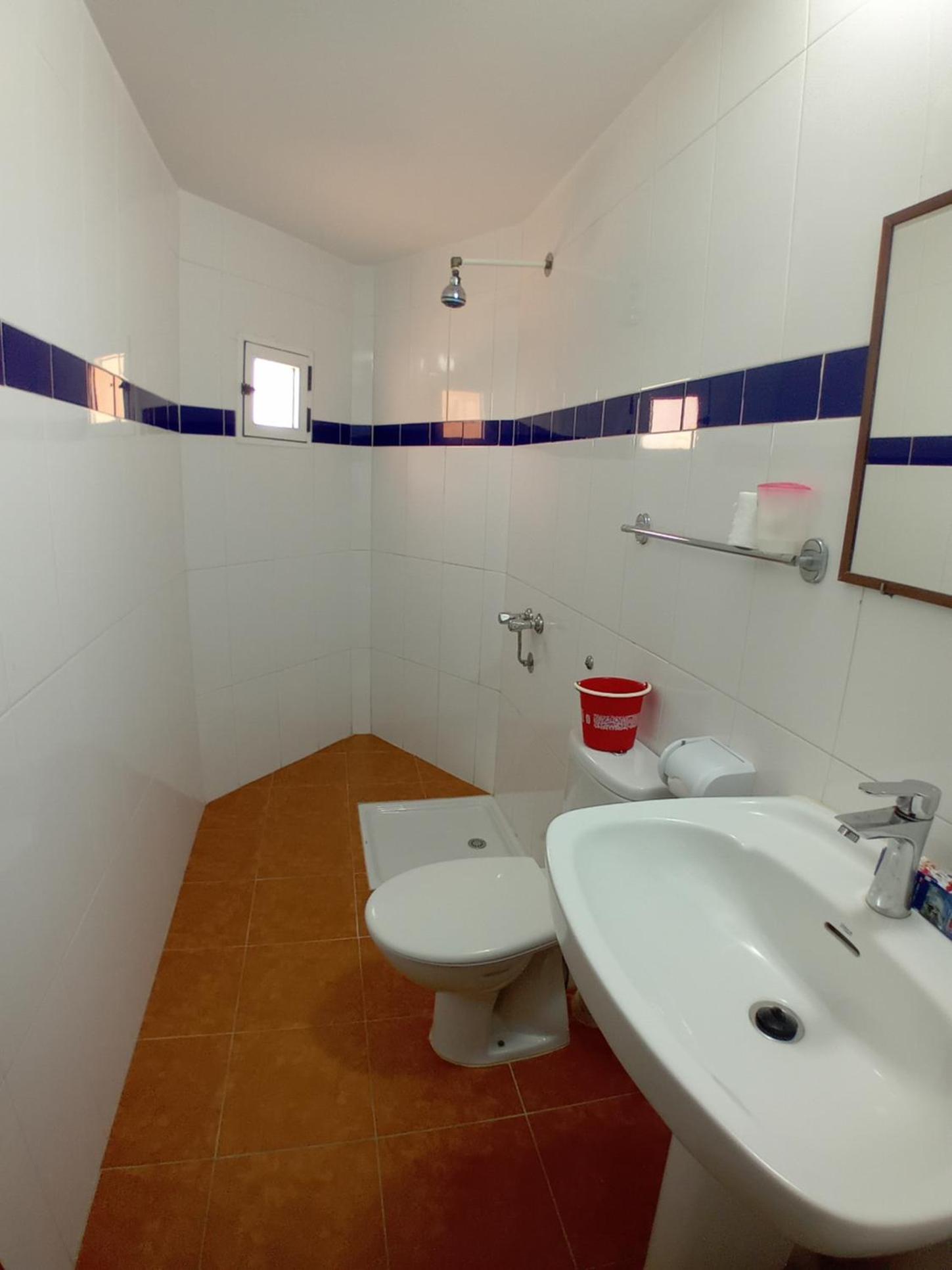 Twin Room with Sea View - Photo 3