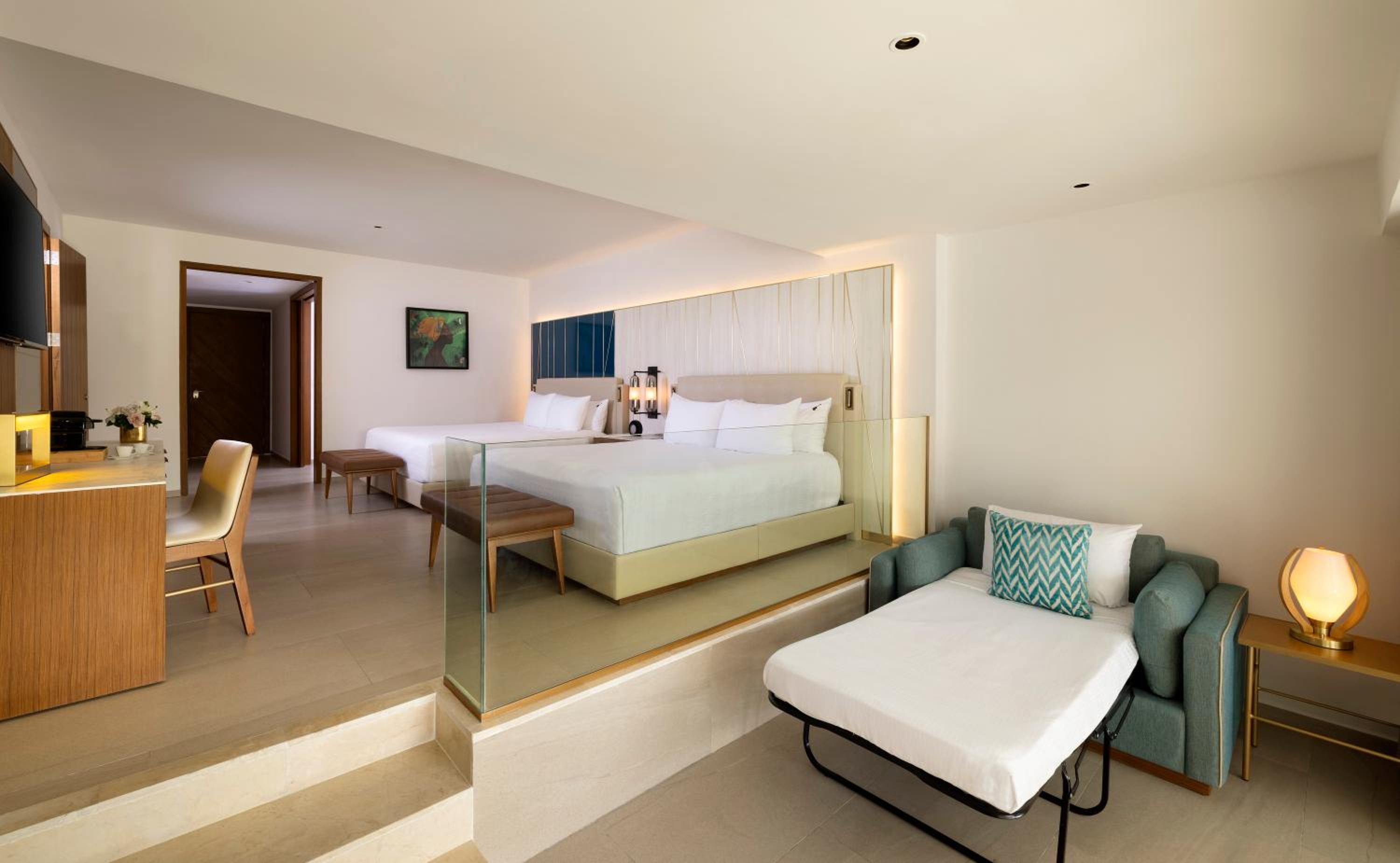 Islander Junior Suite 2 Kings beds & sofa