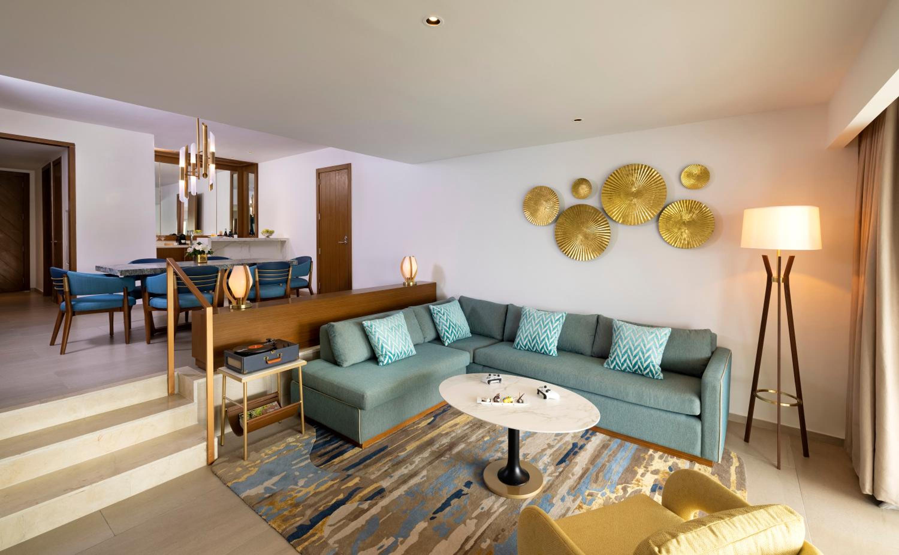 Rock Family Suite (One Bedroom) King bed & Two Sofa Beds thumbnail 5