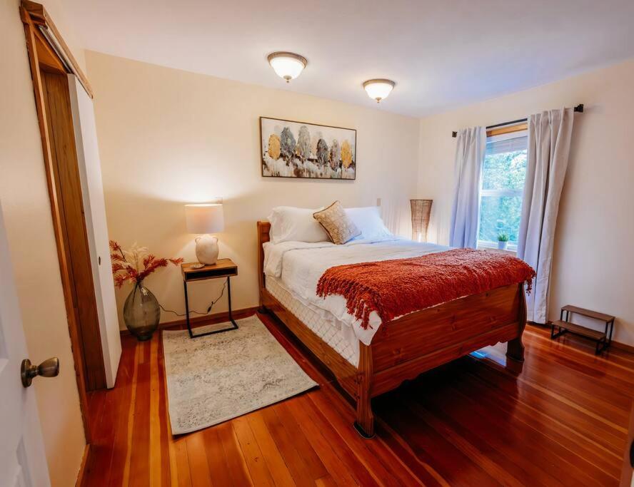 Two-Bedroom House photo 1
