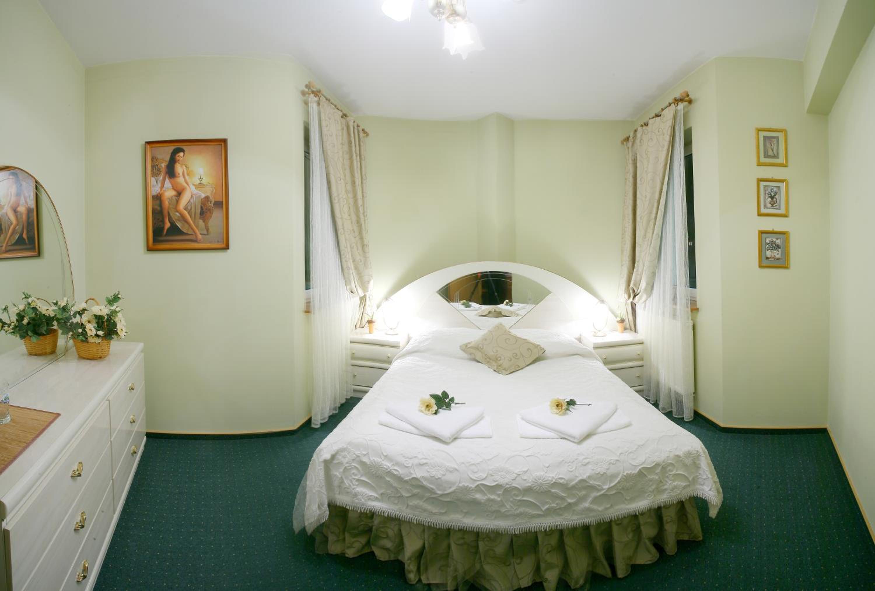 Apartment - Photo 3