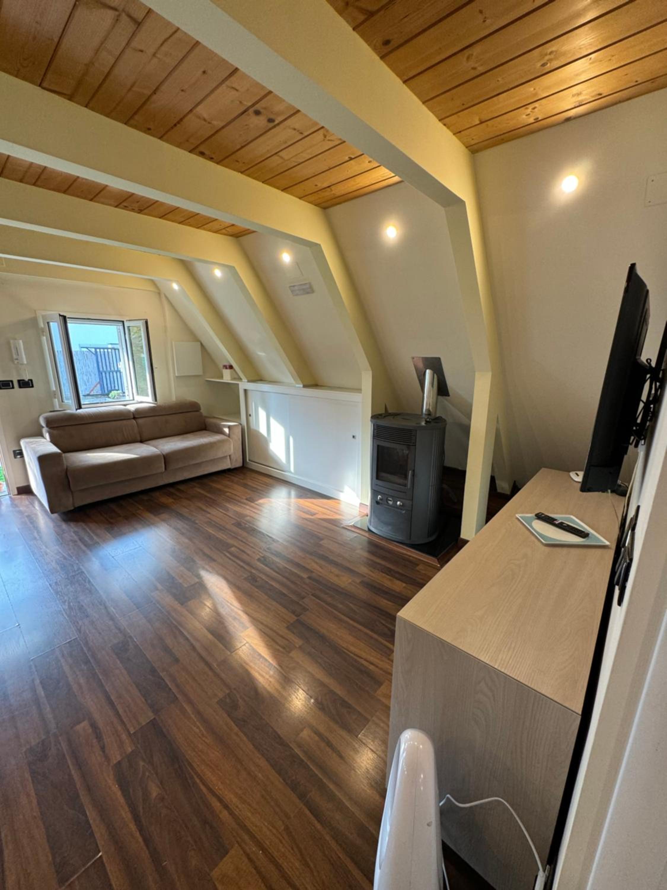 One-Bedroom House