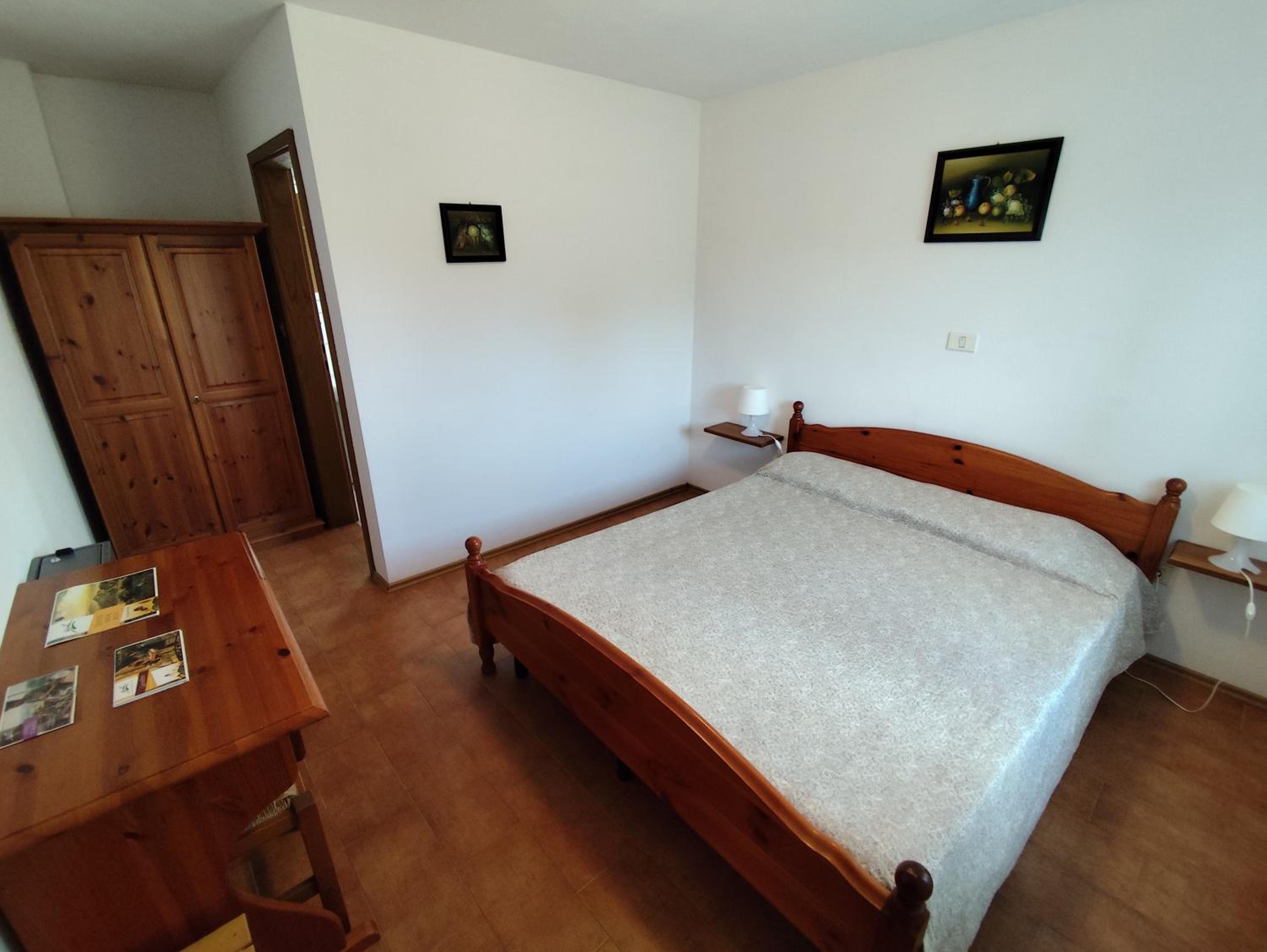 Double Room with Private Bathroom photo 1