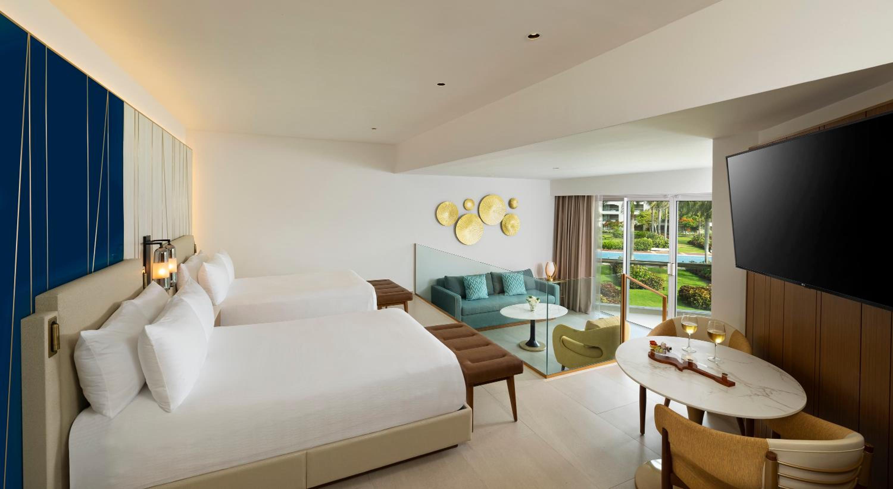Caribbean Sand Suite Double beds & sofa