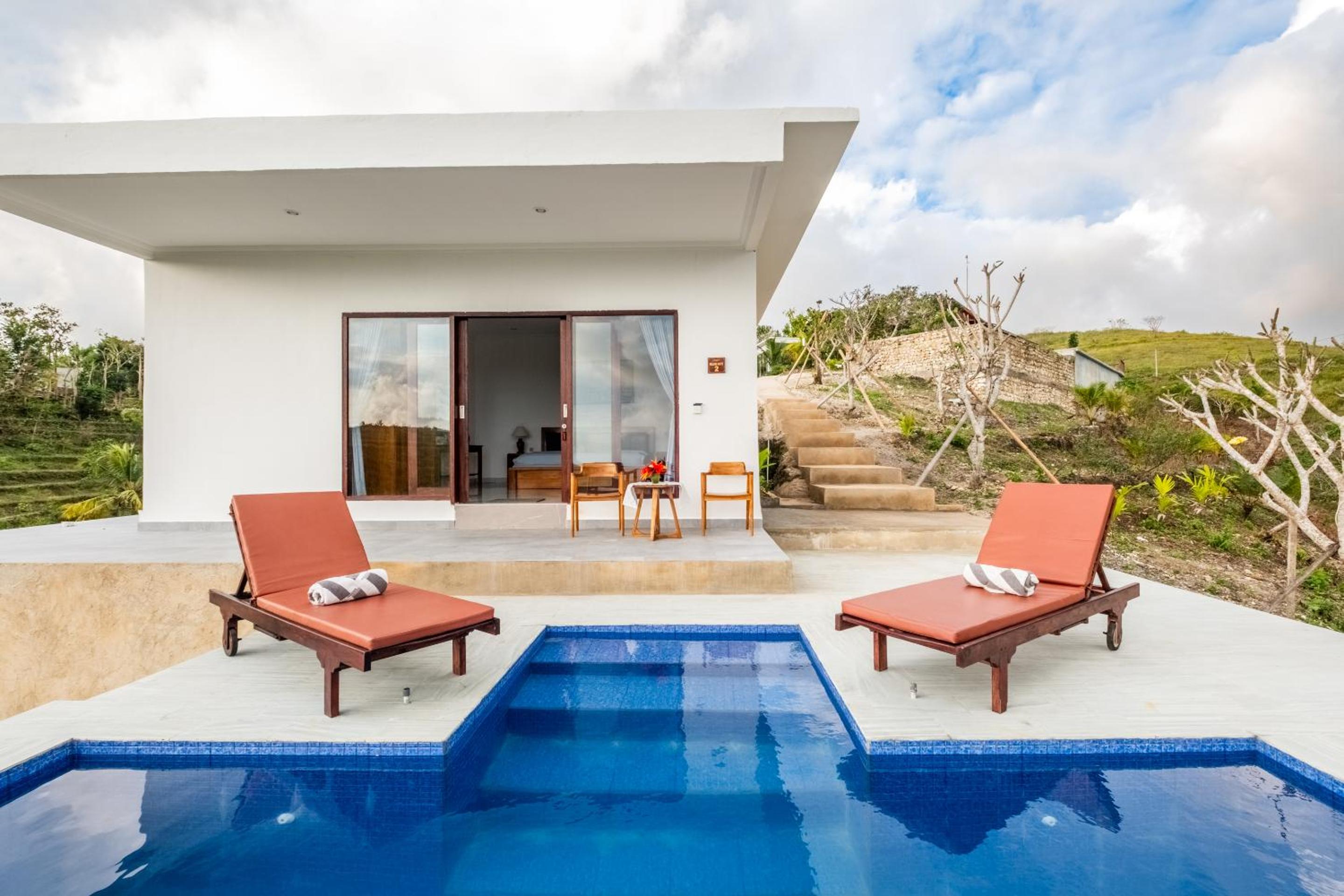 Deluxe Suite with Private Pool - Photo 2