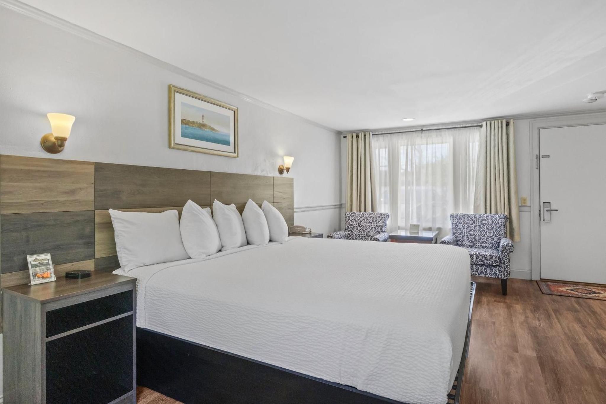 King Room with Deck photo 2