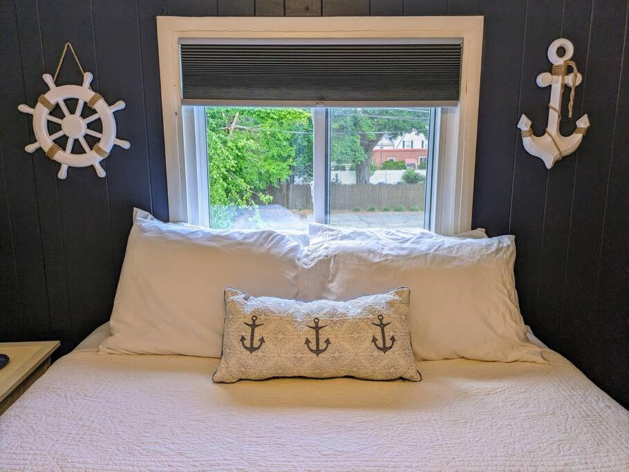 One-Bedroom House photo 1