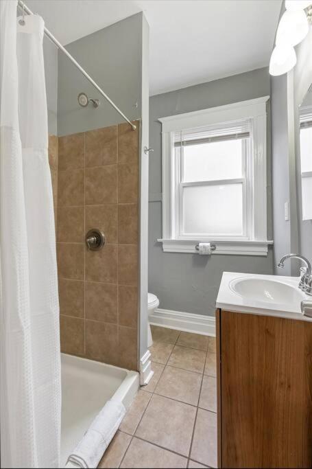 Apartment photo 2