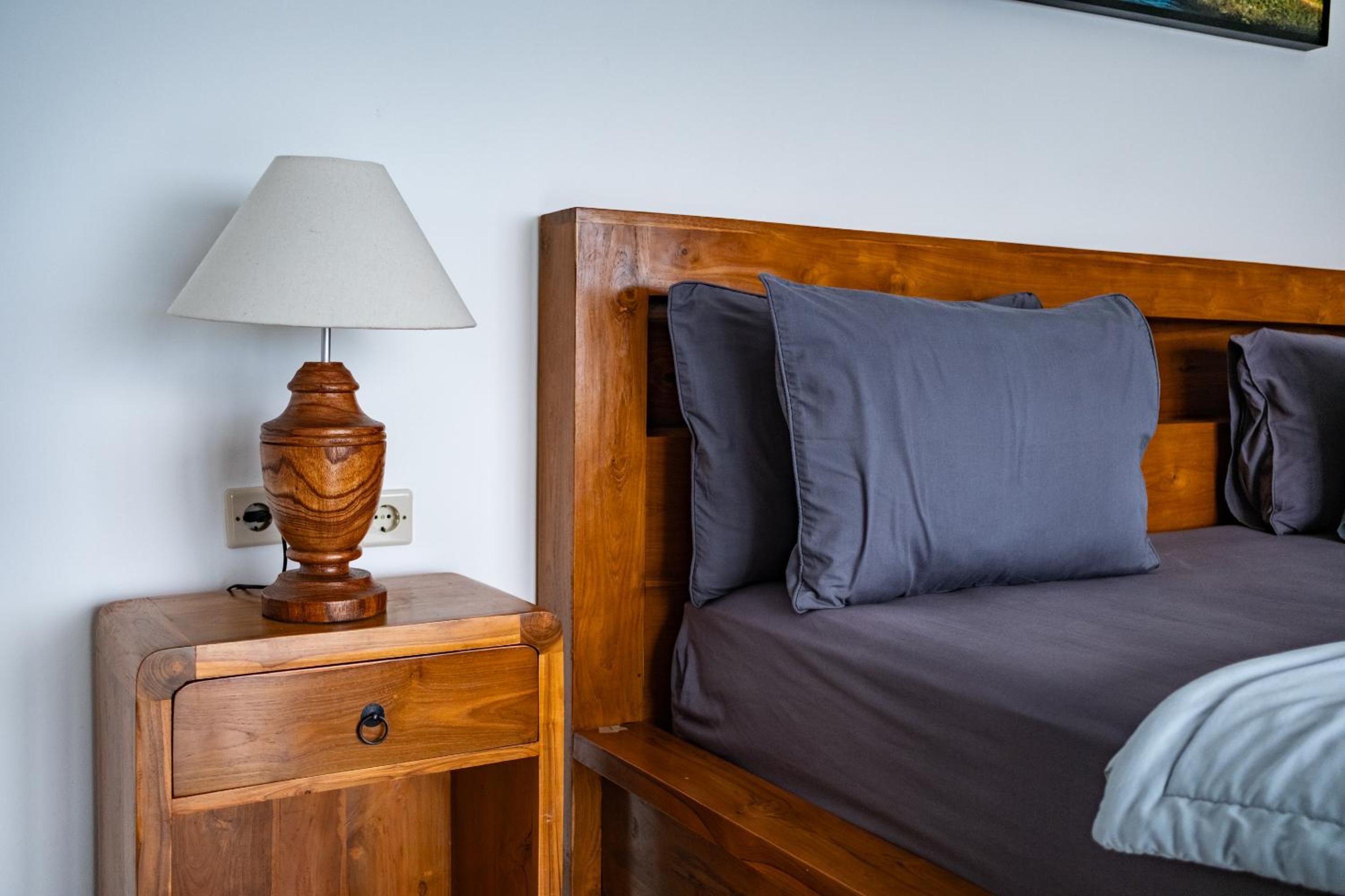 Deluxe Suite with Private Pool - Photo 16