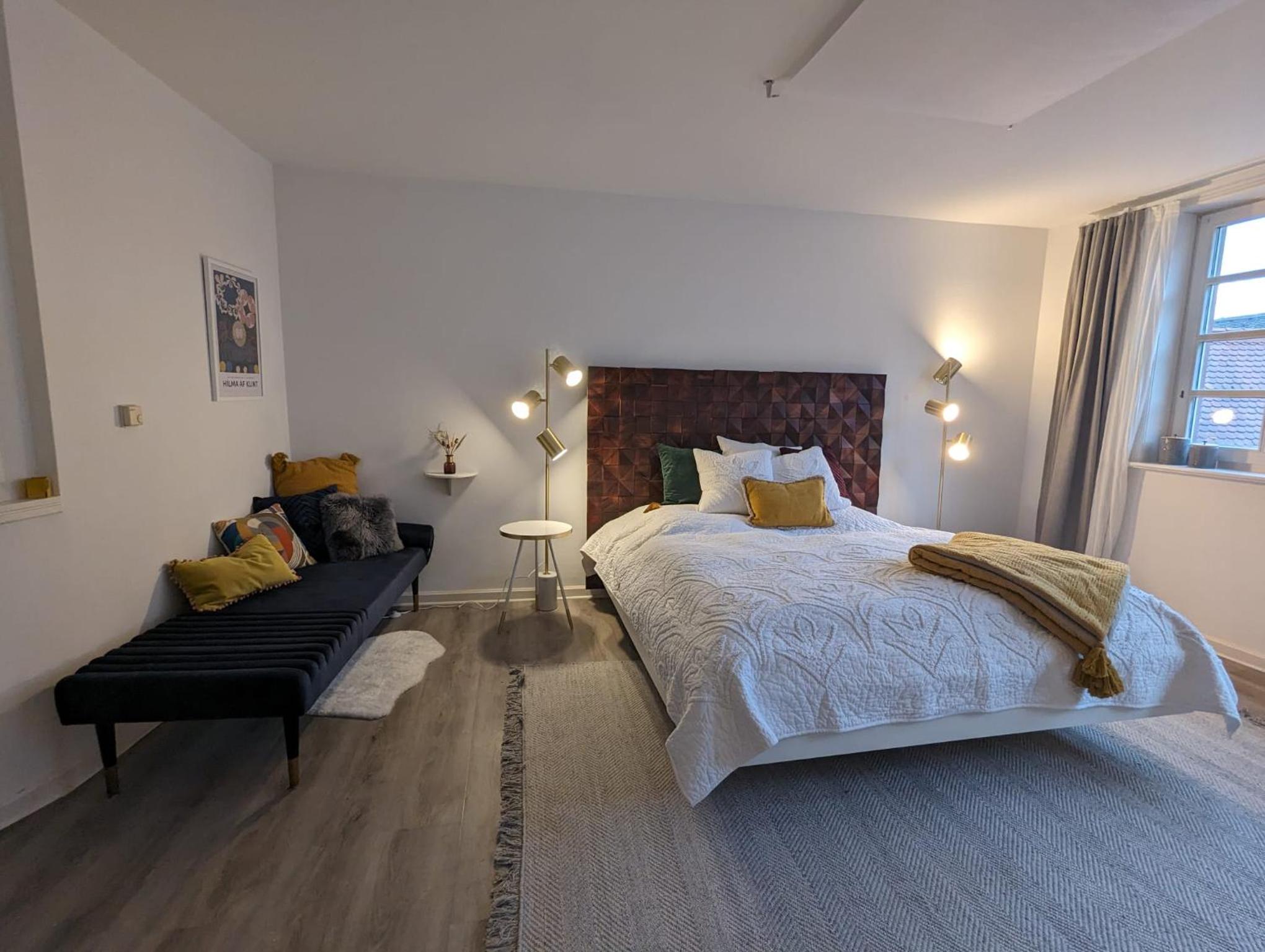 Deluxe King Room