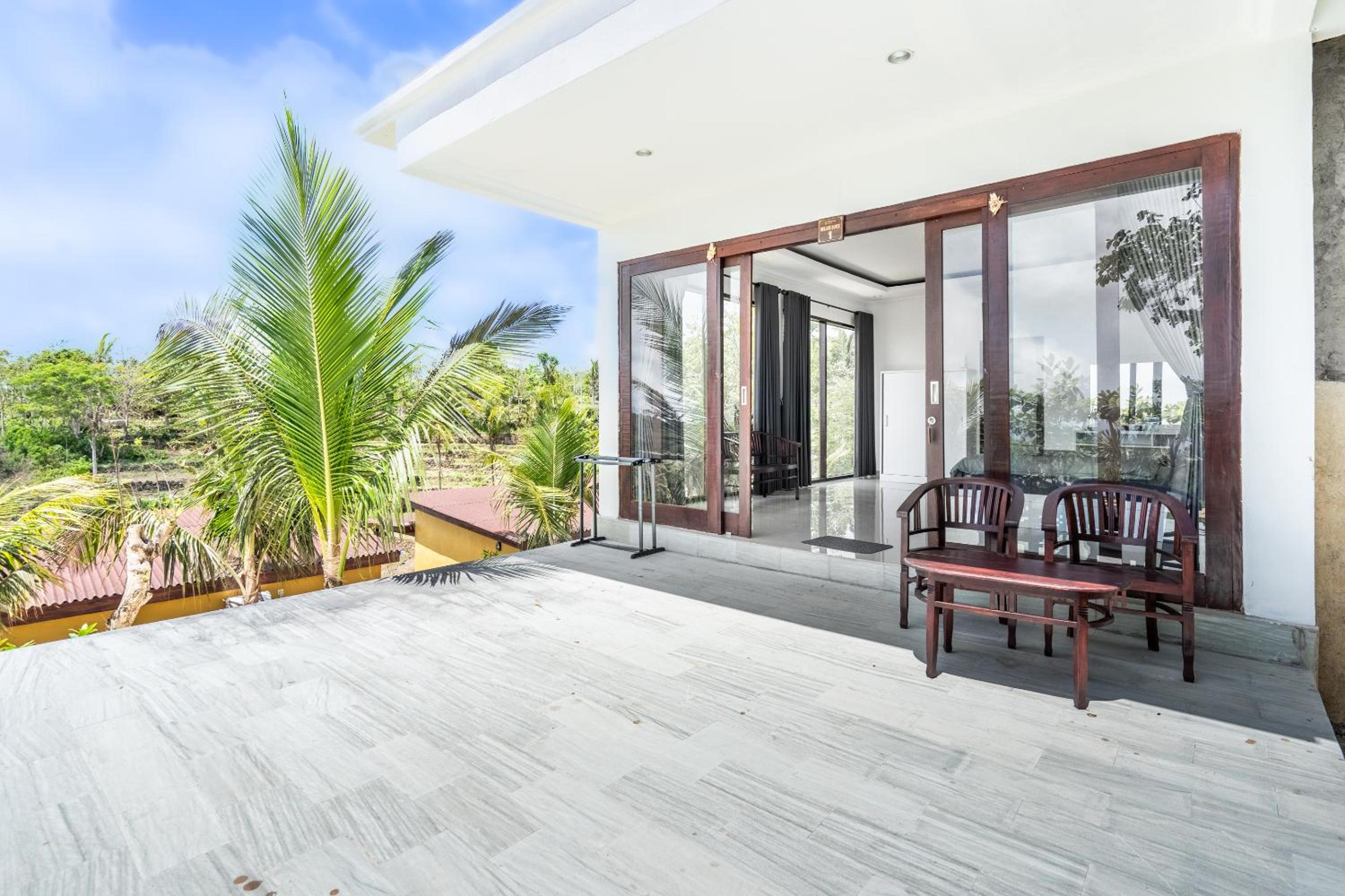 Deluxe Double Room with Bath and Sea View - Photo 3