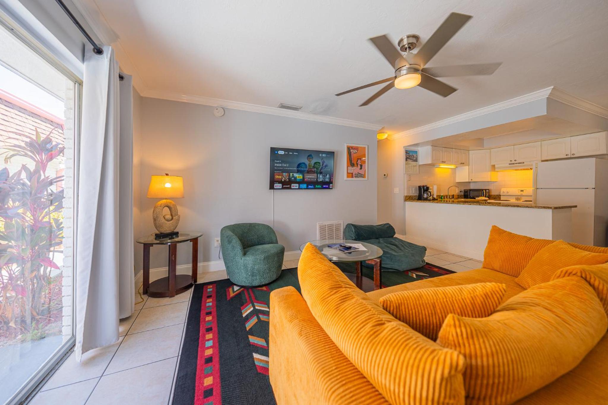 Superior King Suite photo 2