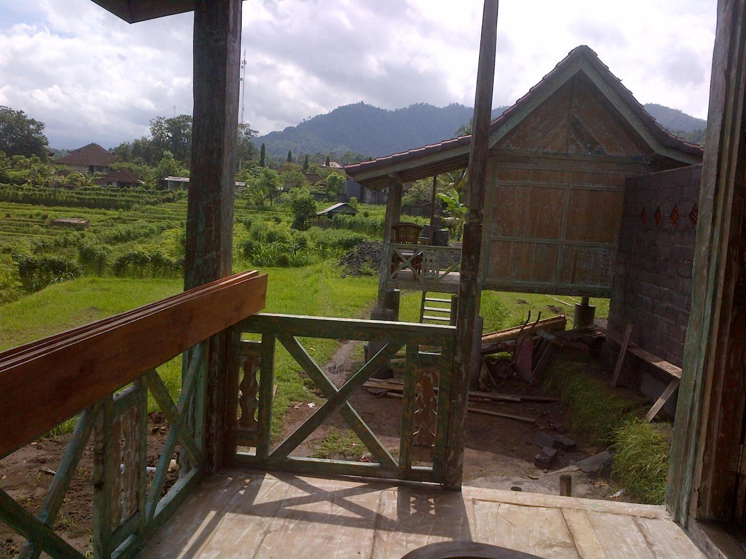 Bungalow with Garden View - Photo 35