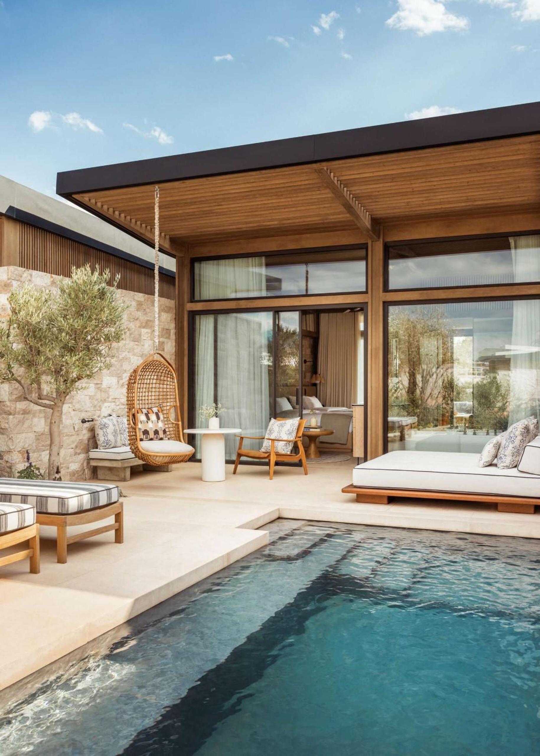 Aesthesis Bungalow Queen with private pool thumbnail 5