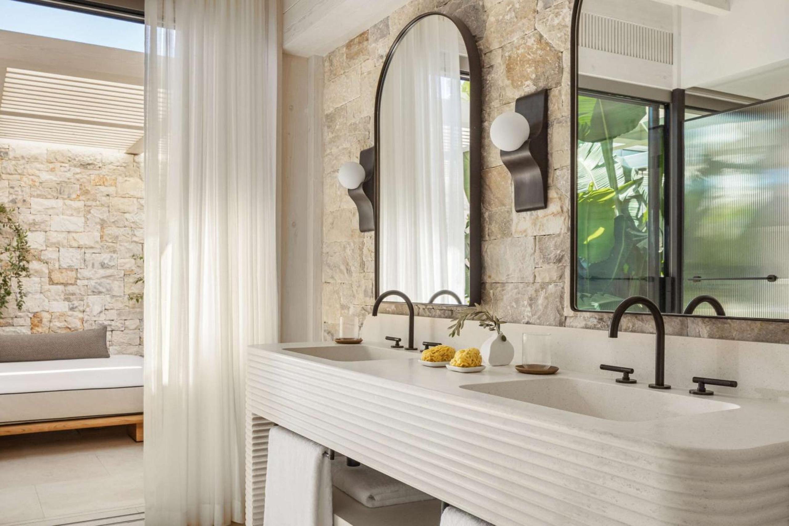 Villa Kyma with private pool
