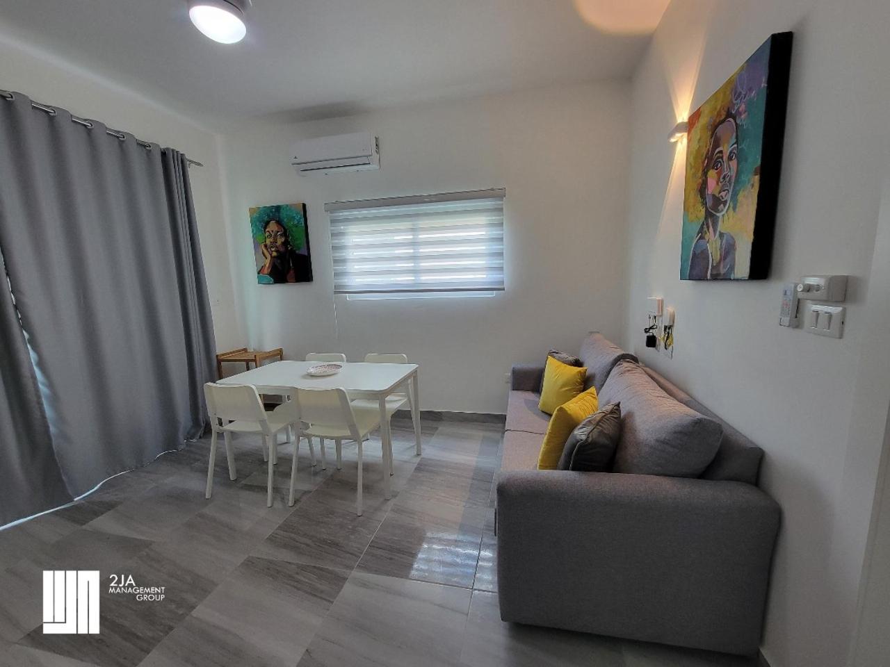 Apartment photo 1