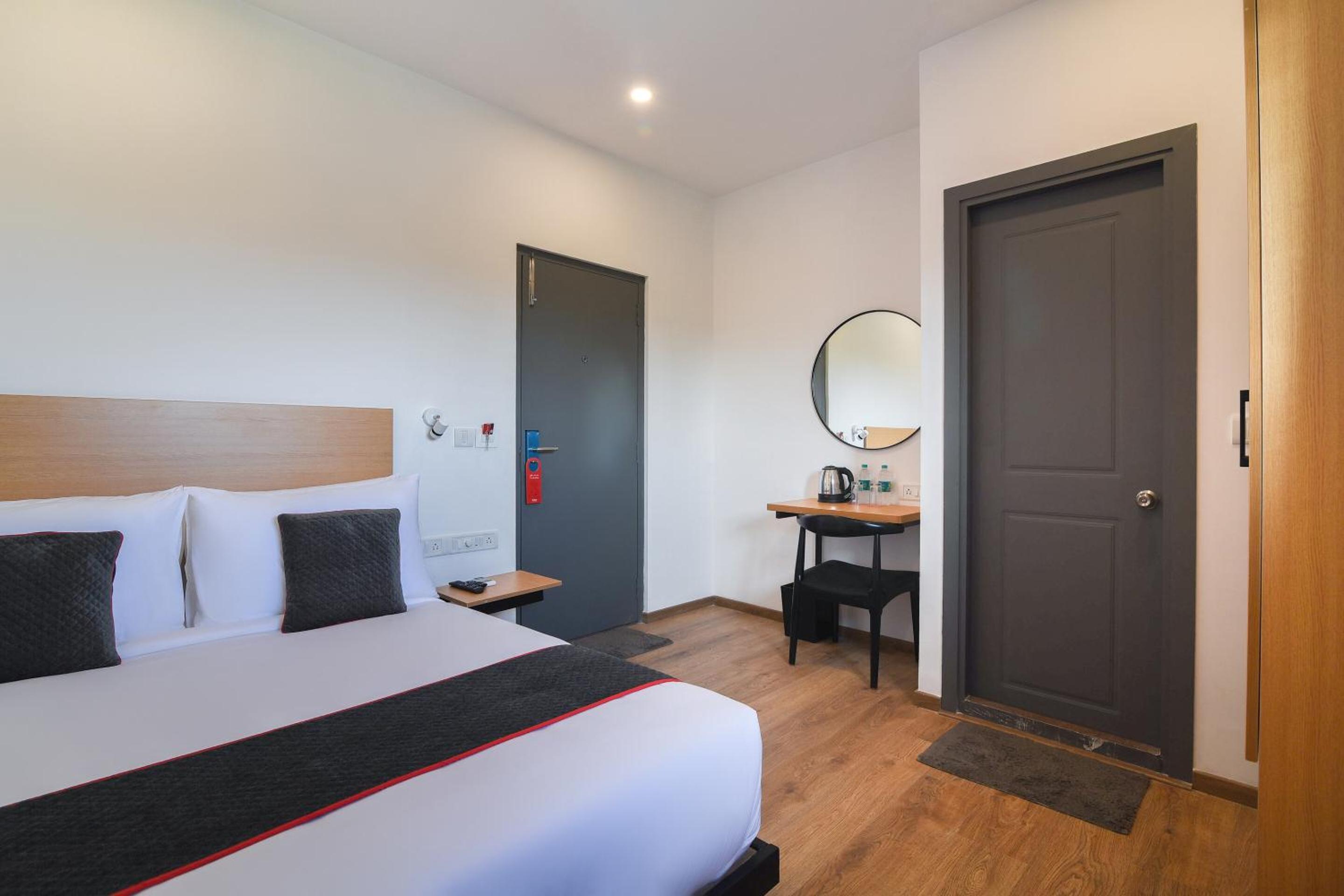 Standard Double Room photo 2