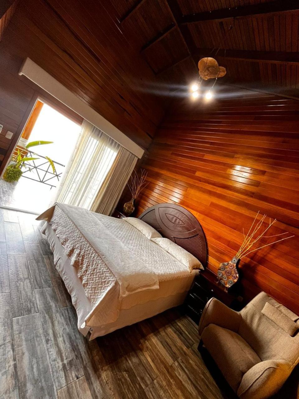 Double Room With Extra Bed photo 1