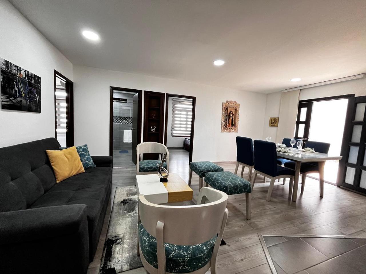Two-Bedroom Apartment with Garden View photo 3