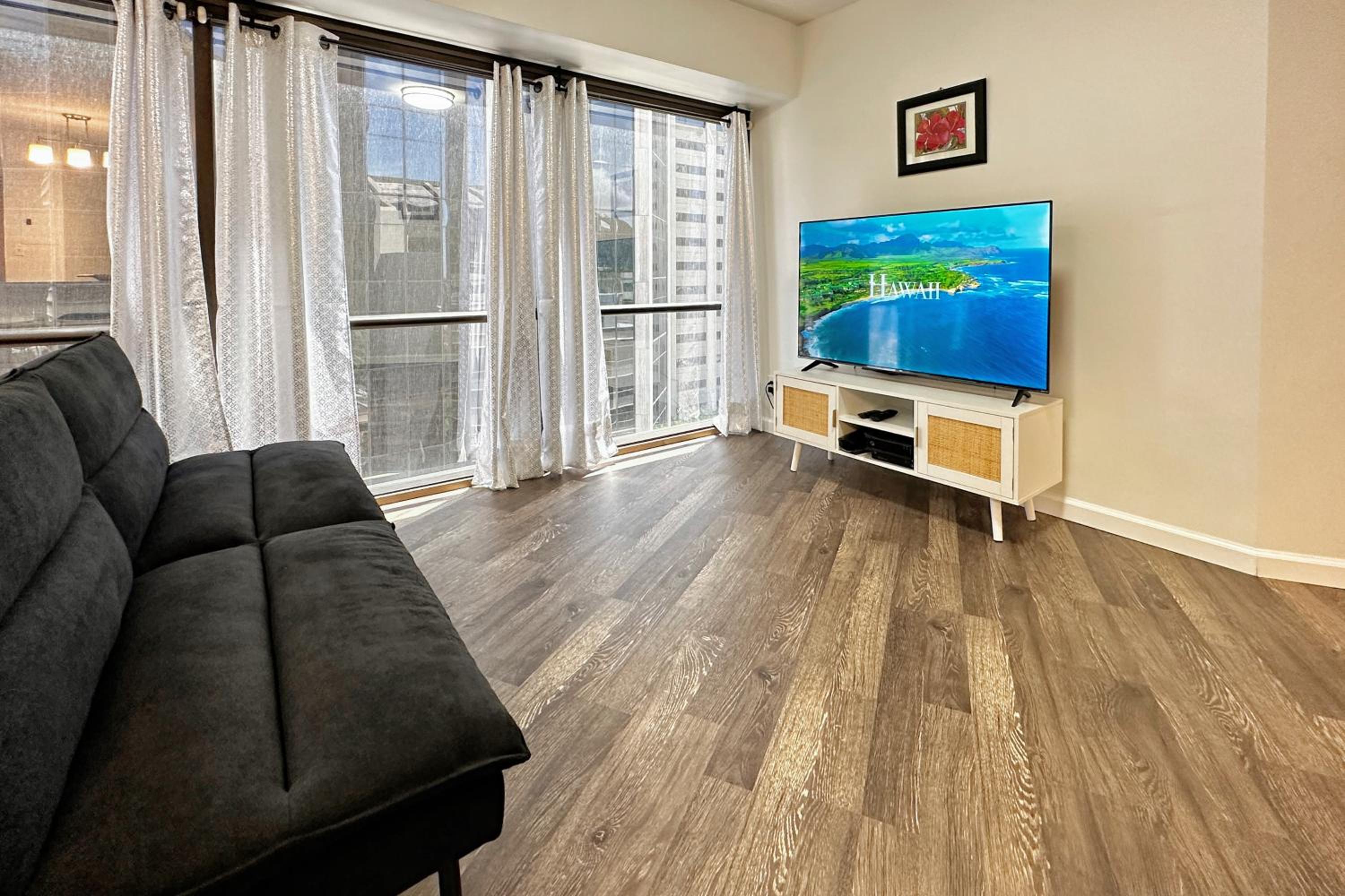 Deluxe One-Bedroom Apartment with City View