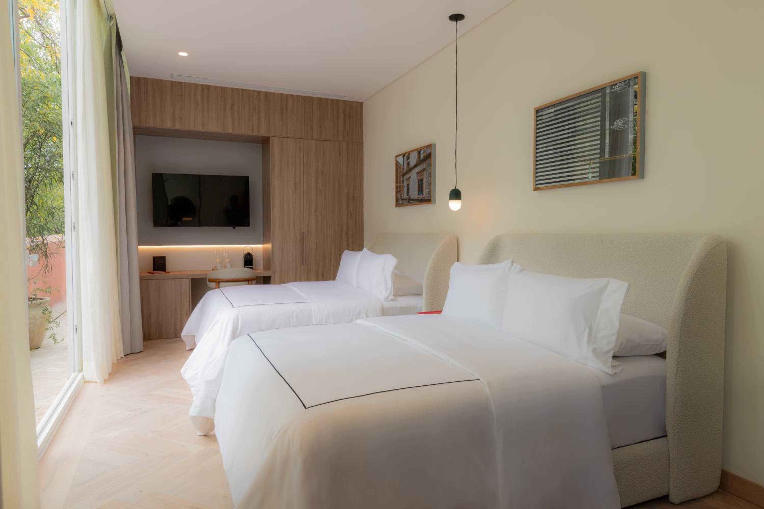 Twin Room with Balcony