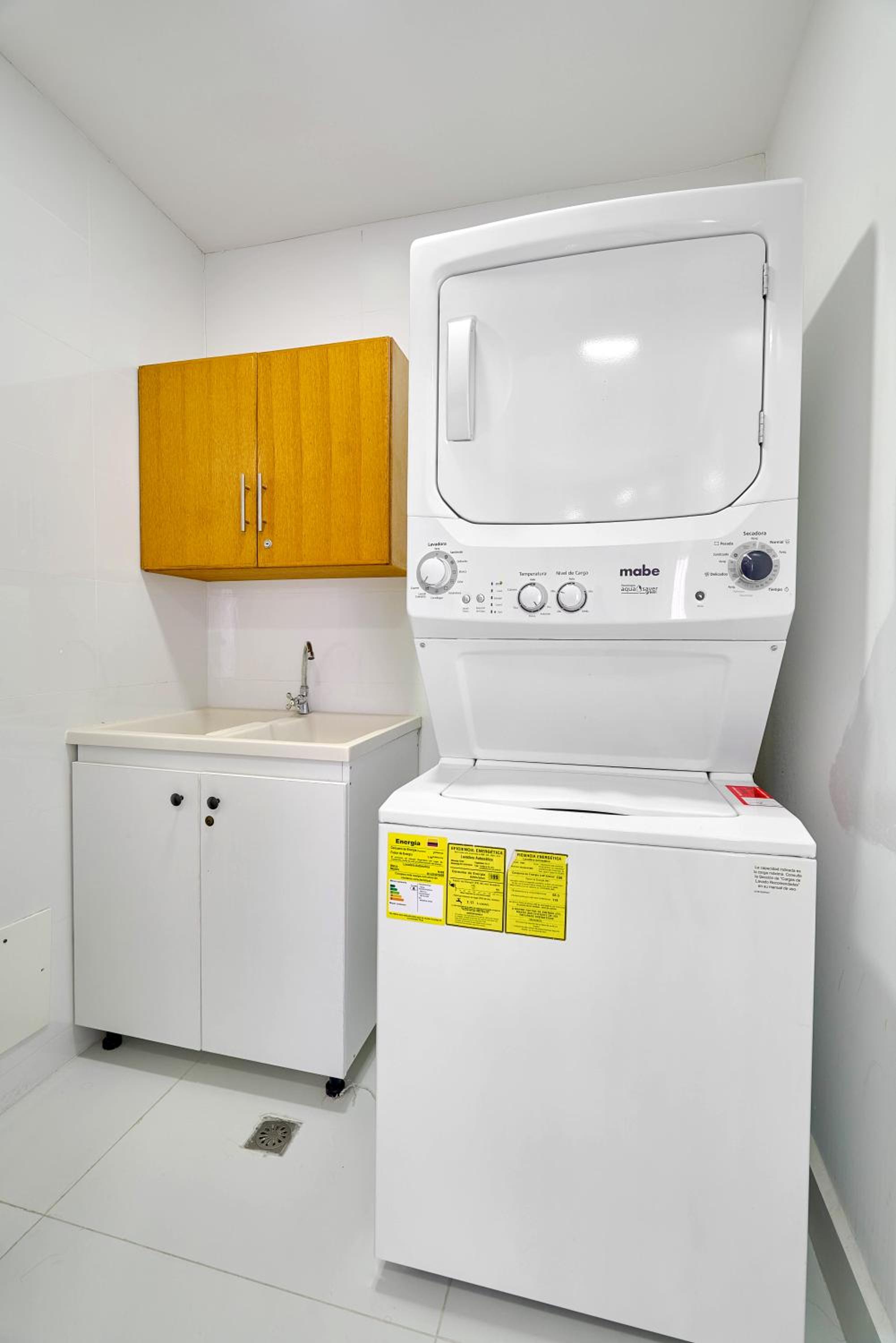 One-Bedroom Apartment - Photo 31
