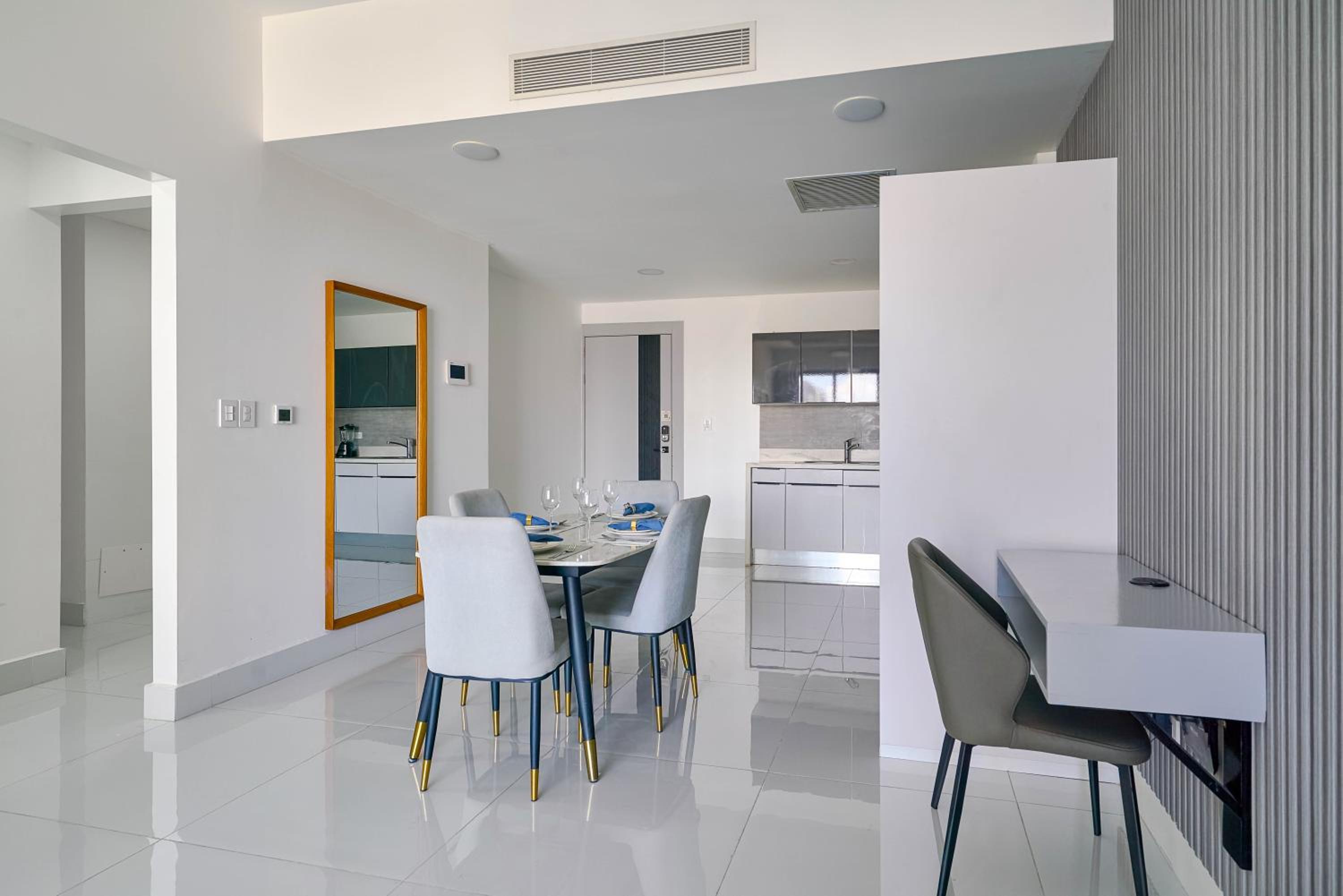 One-Bedroom Apartment - Photo 45