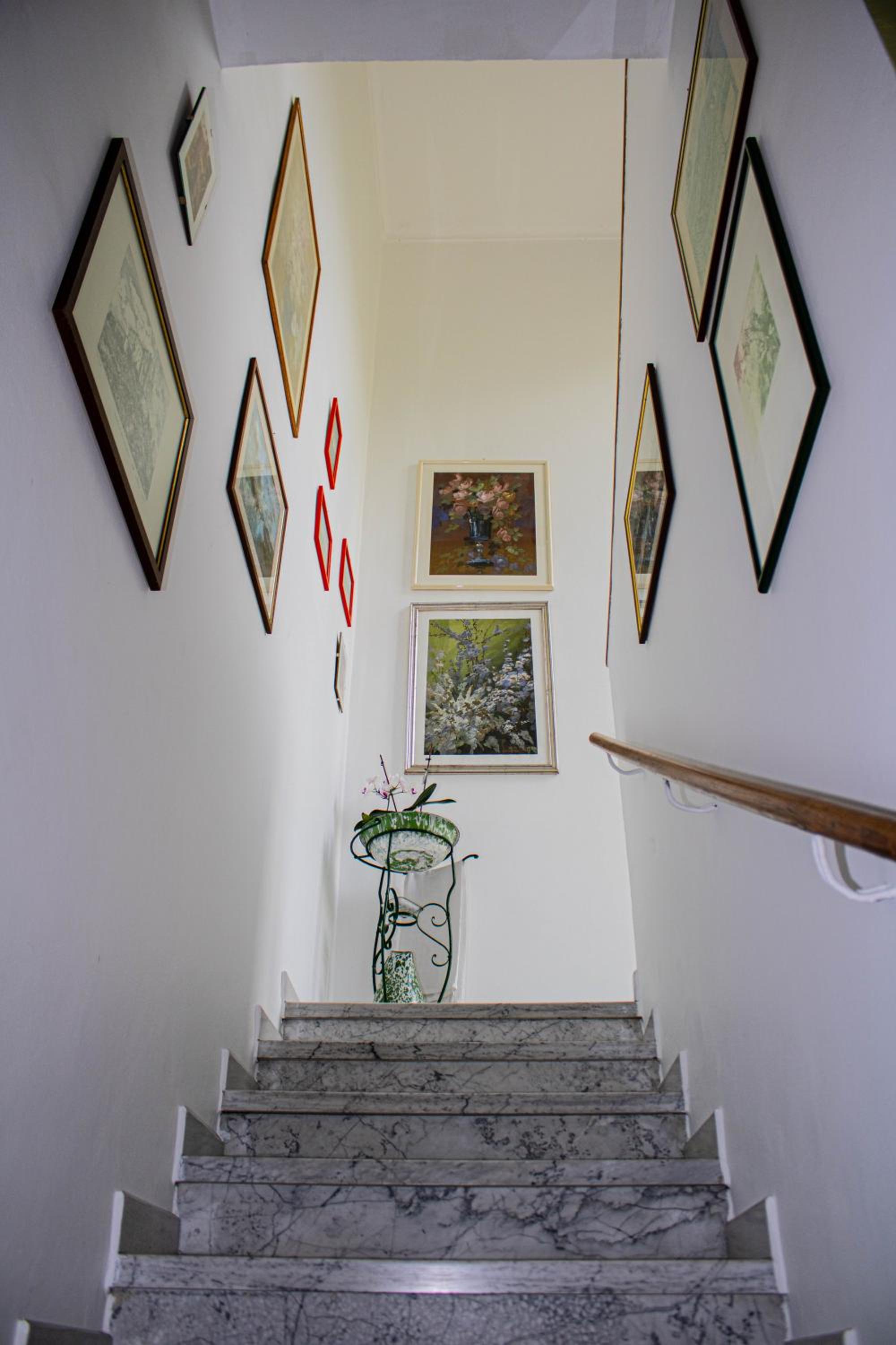 Two-Bedroom House photo 3