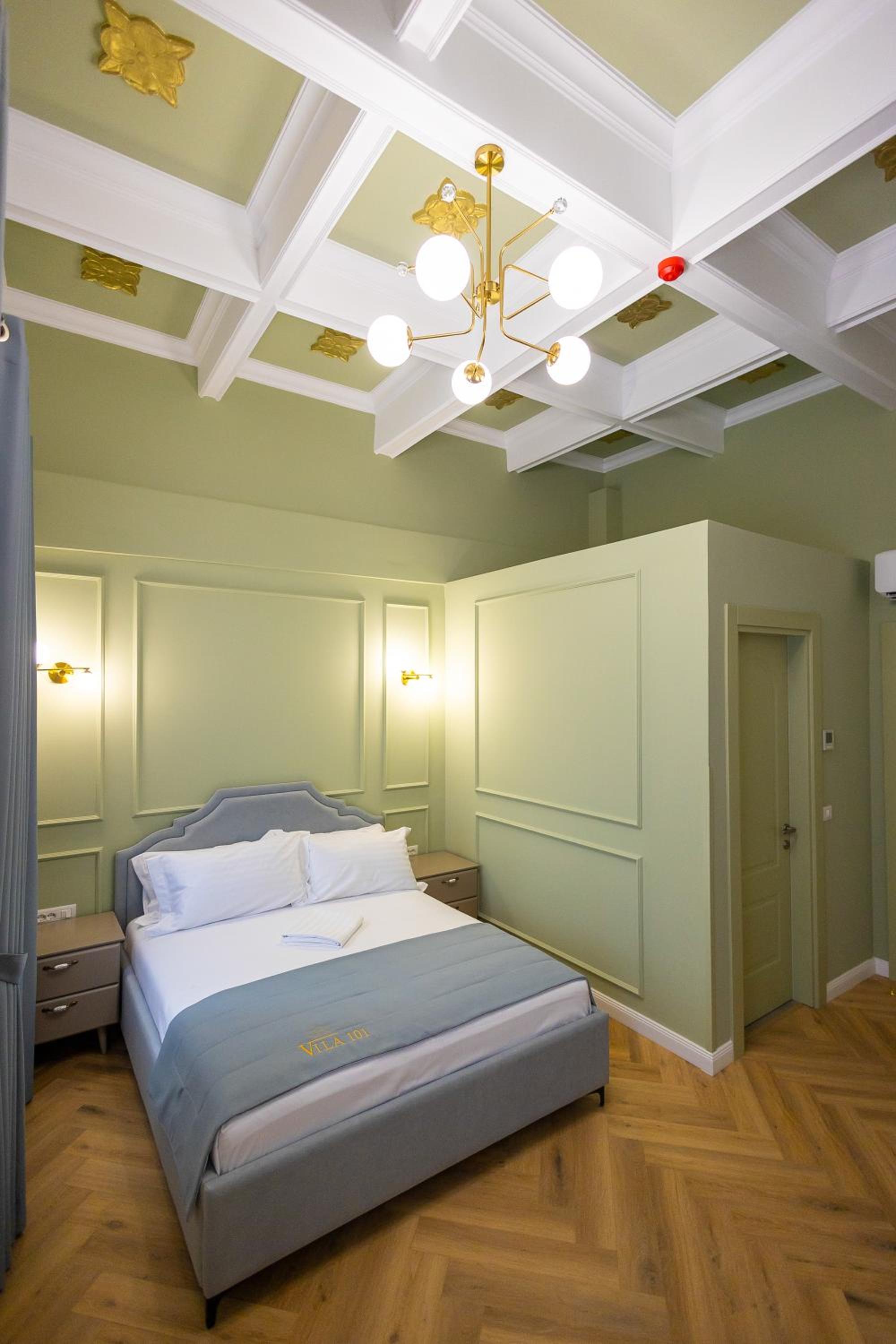 Deluxe Triple Room photo 2