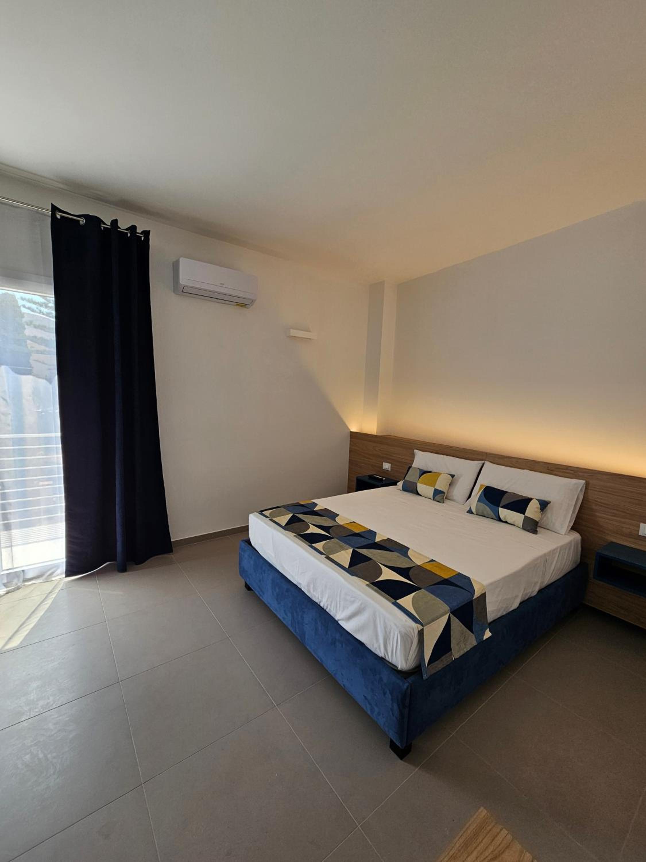 Deluxe Suite photo 1
