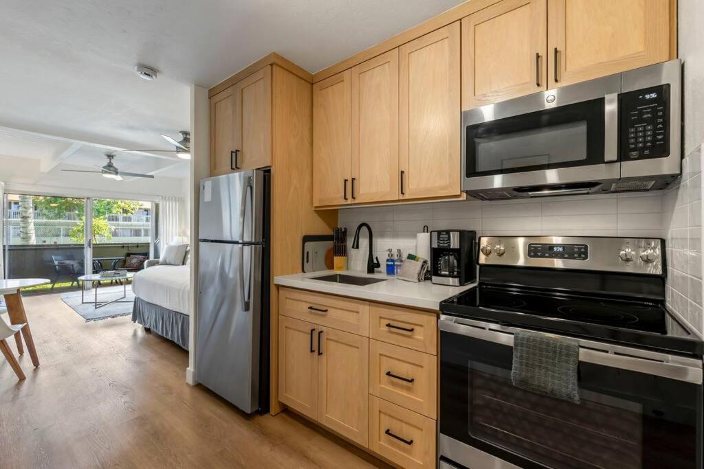One-Bedroom Apartment photo 2