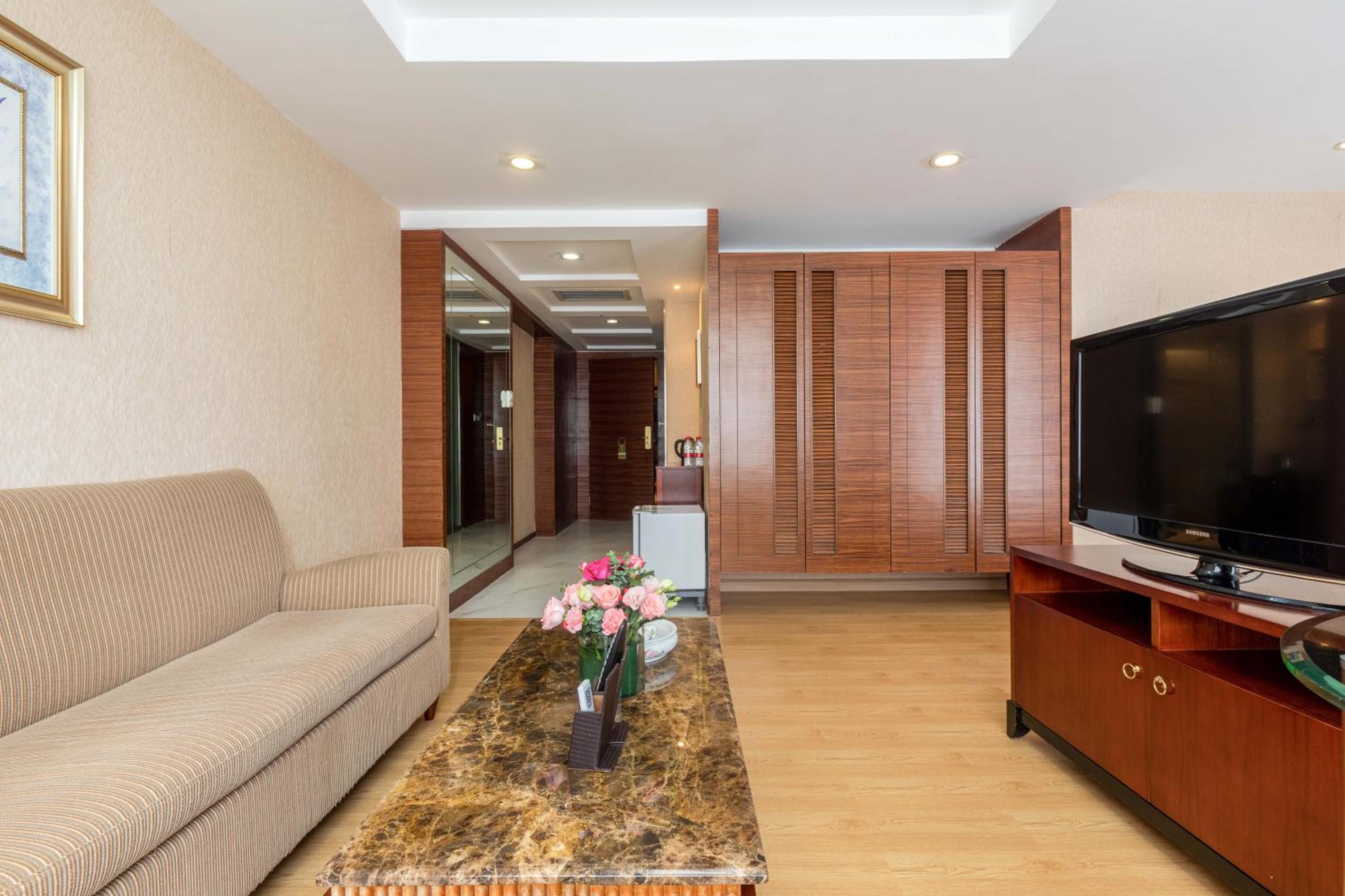 Executive King Room