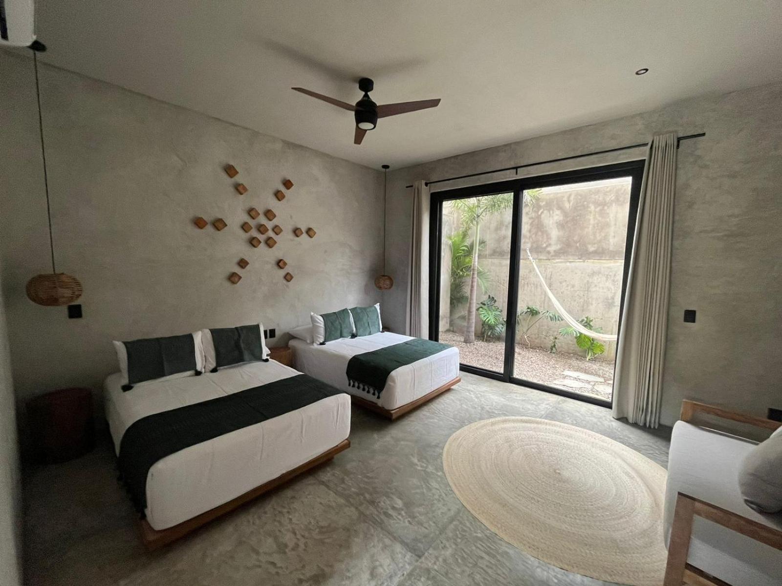 Quarto Duplo de Luxo com Vista Lateral para o Mar