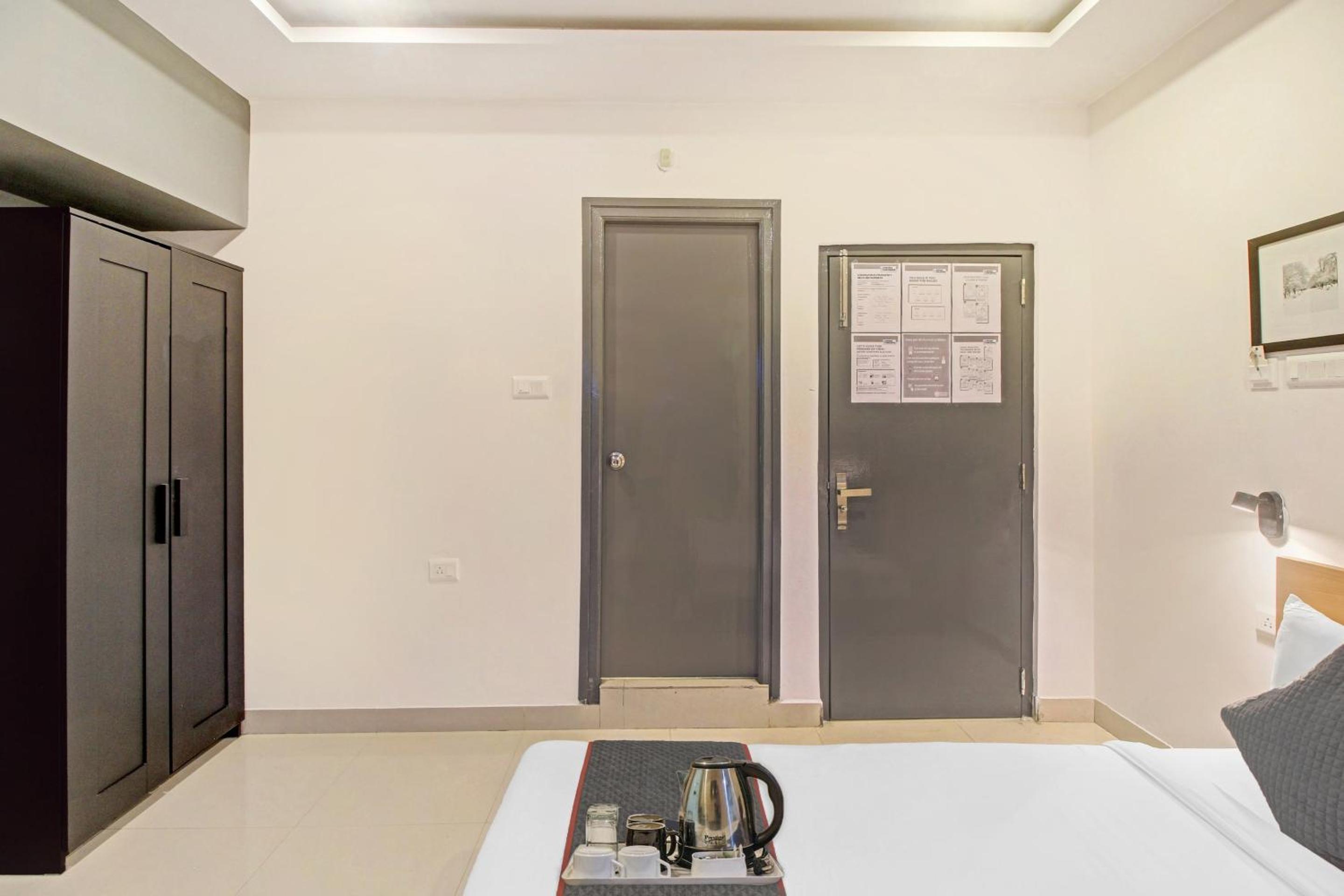 Classic Triple Room - Photo 10