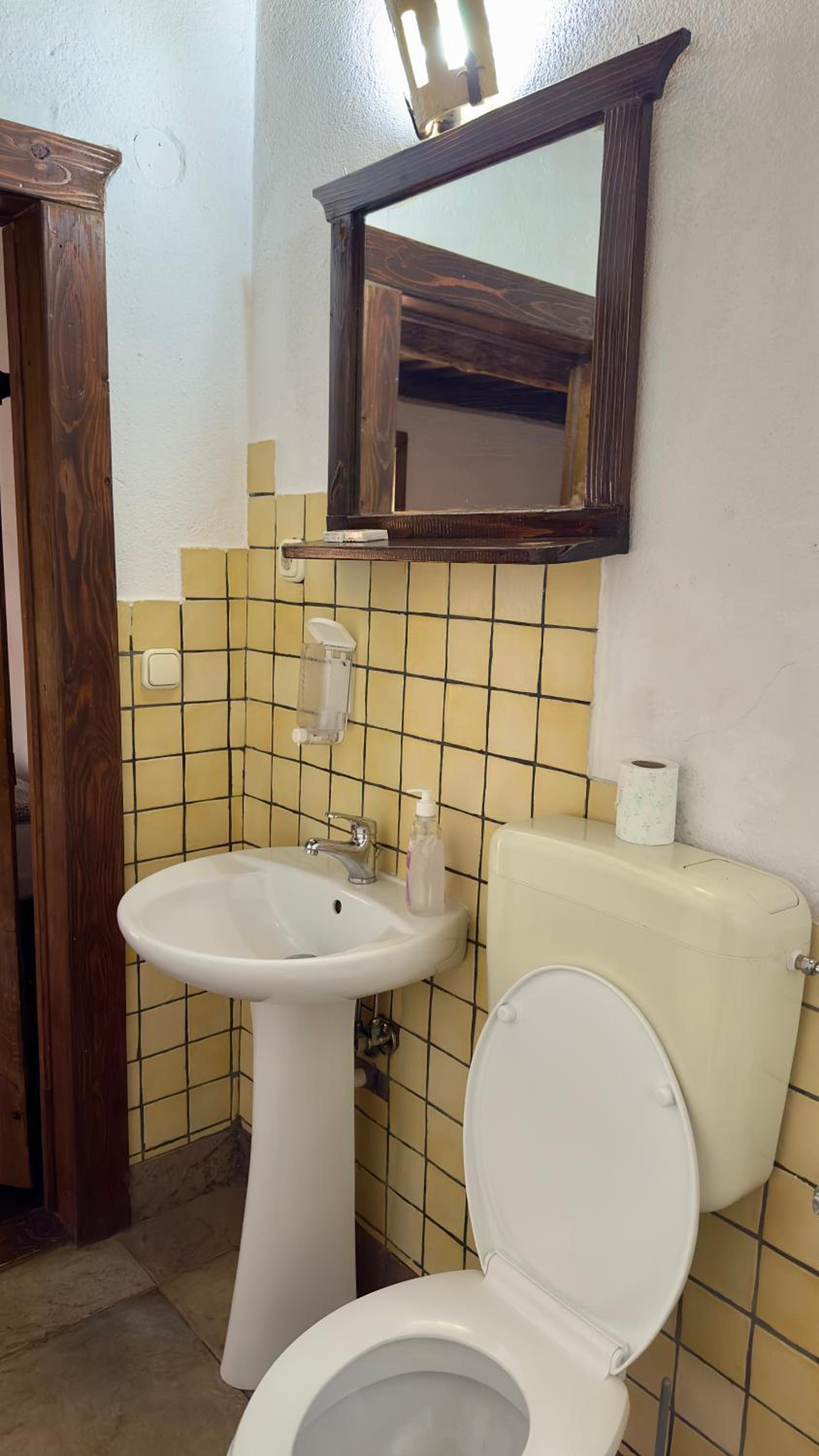Family Room photo 2
