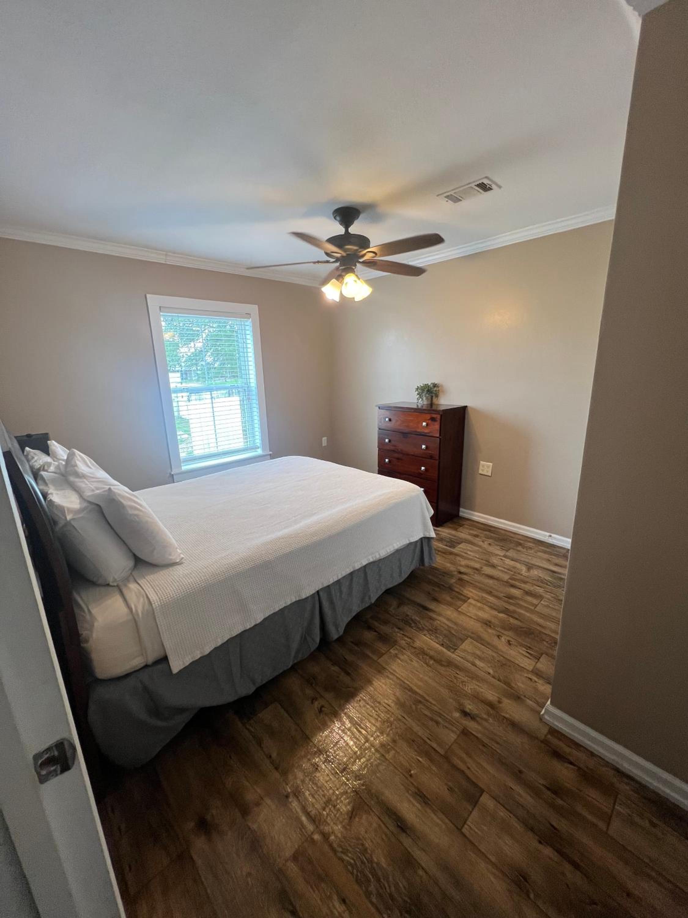 Three-Bedroom Bungalow photo 1