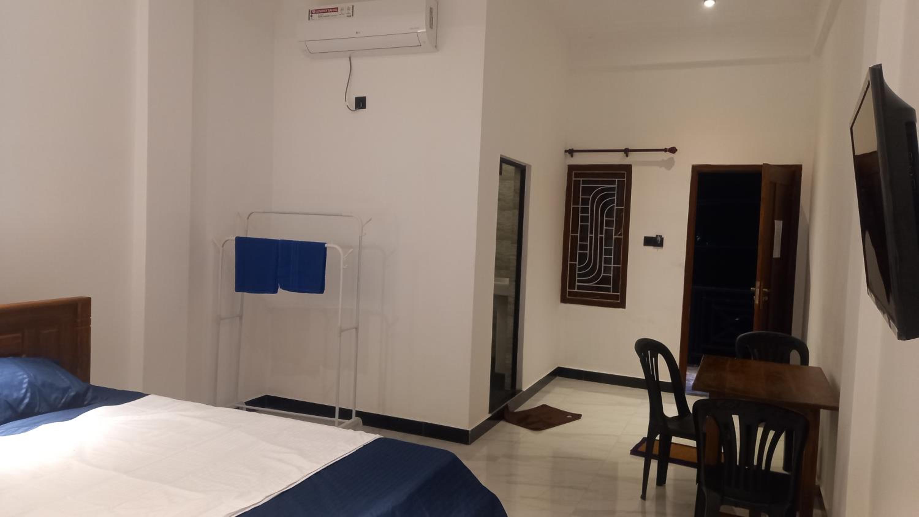 Deluxe Family Room photo 2
