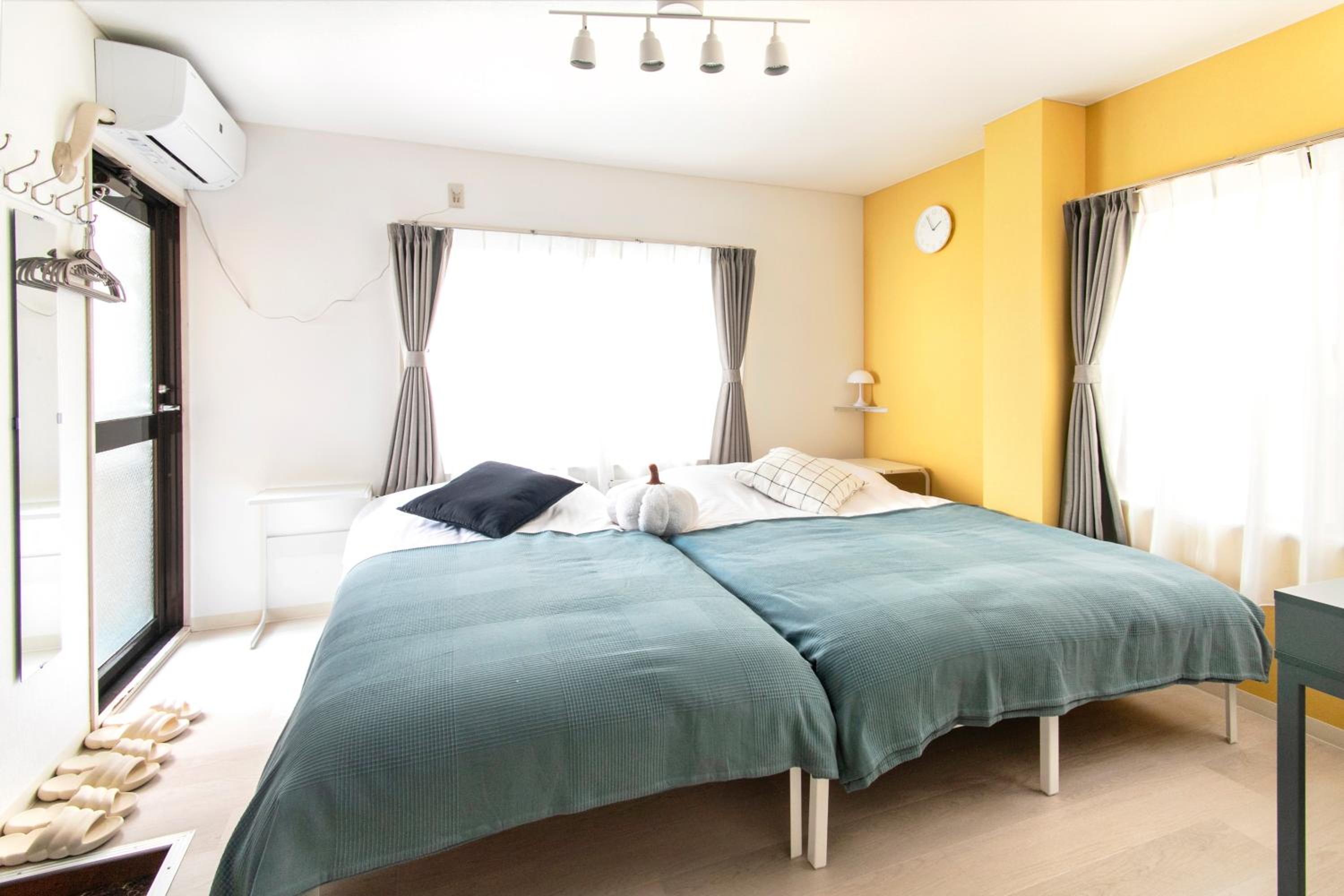 Economy Twin Room photo 1